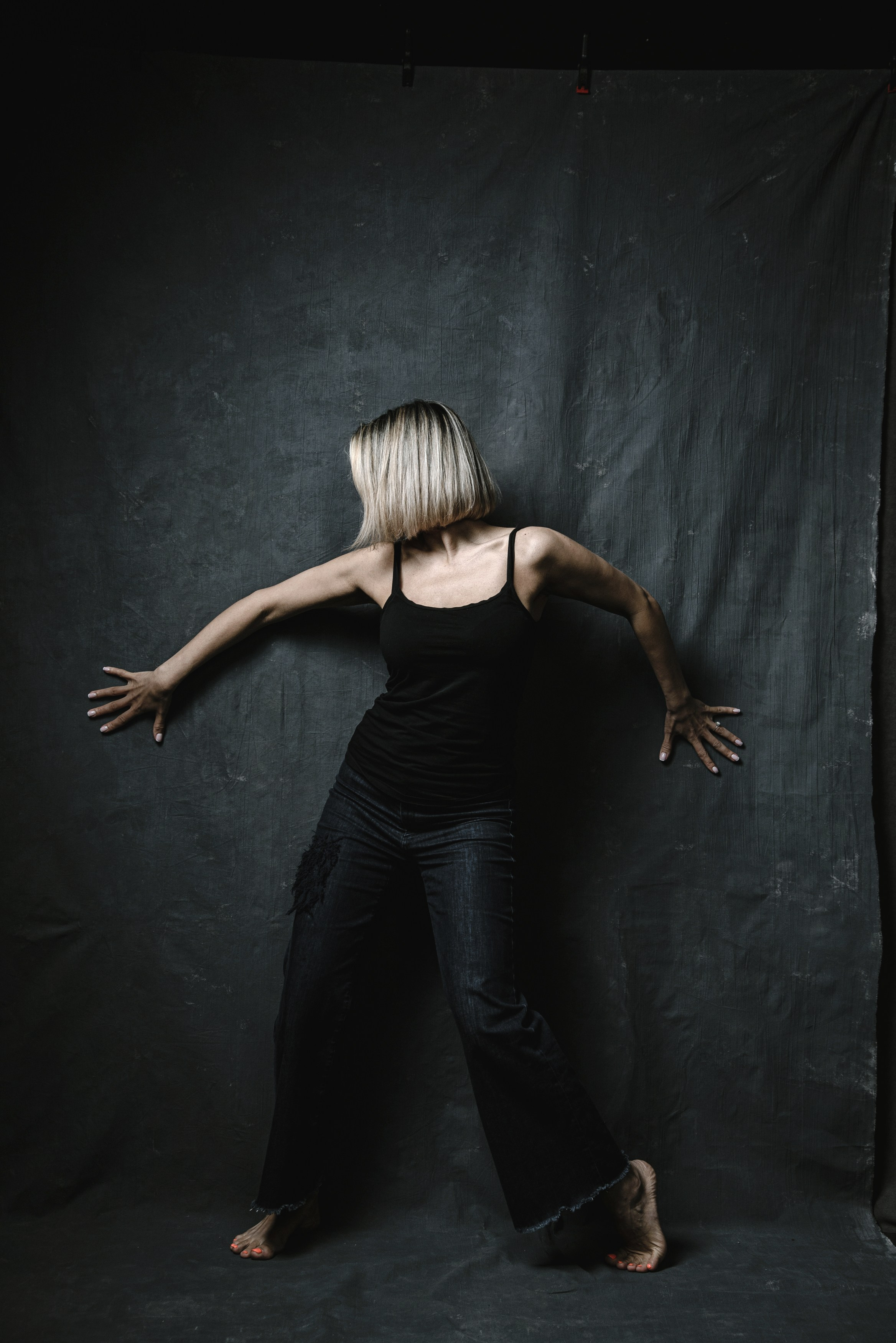 Ксения в студии НЕМЕСТО. Фотограф Денис Неместо, портрет, репортаж