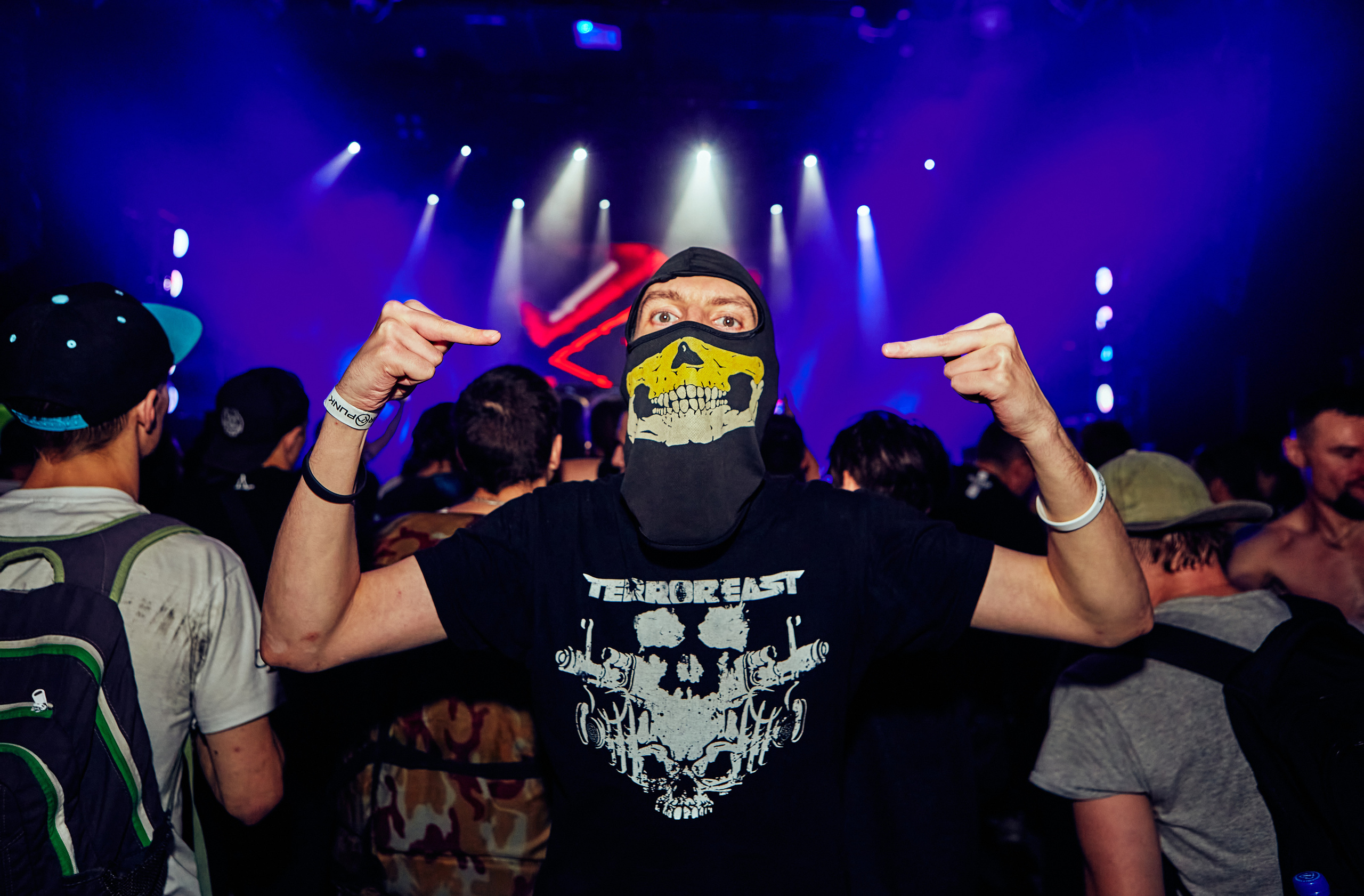 Клубная съёмка. Visual artist Konstantin KoT