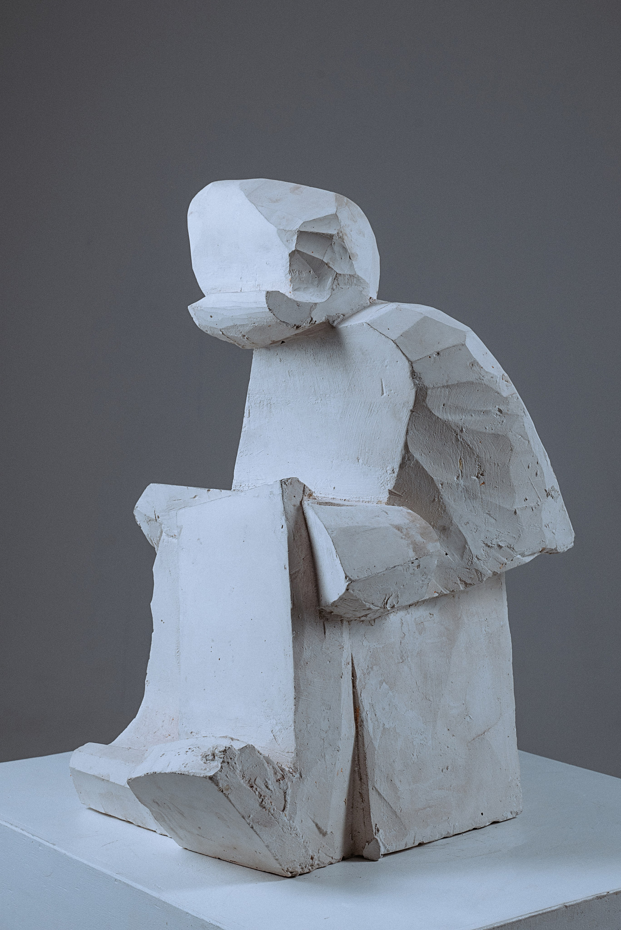 Скульптура "Валериан", 2023год, гипс 50*30*30