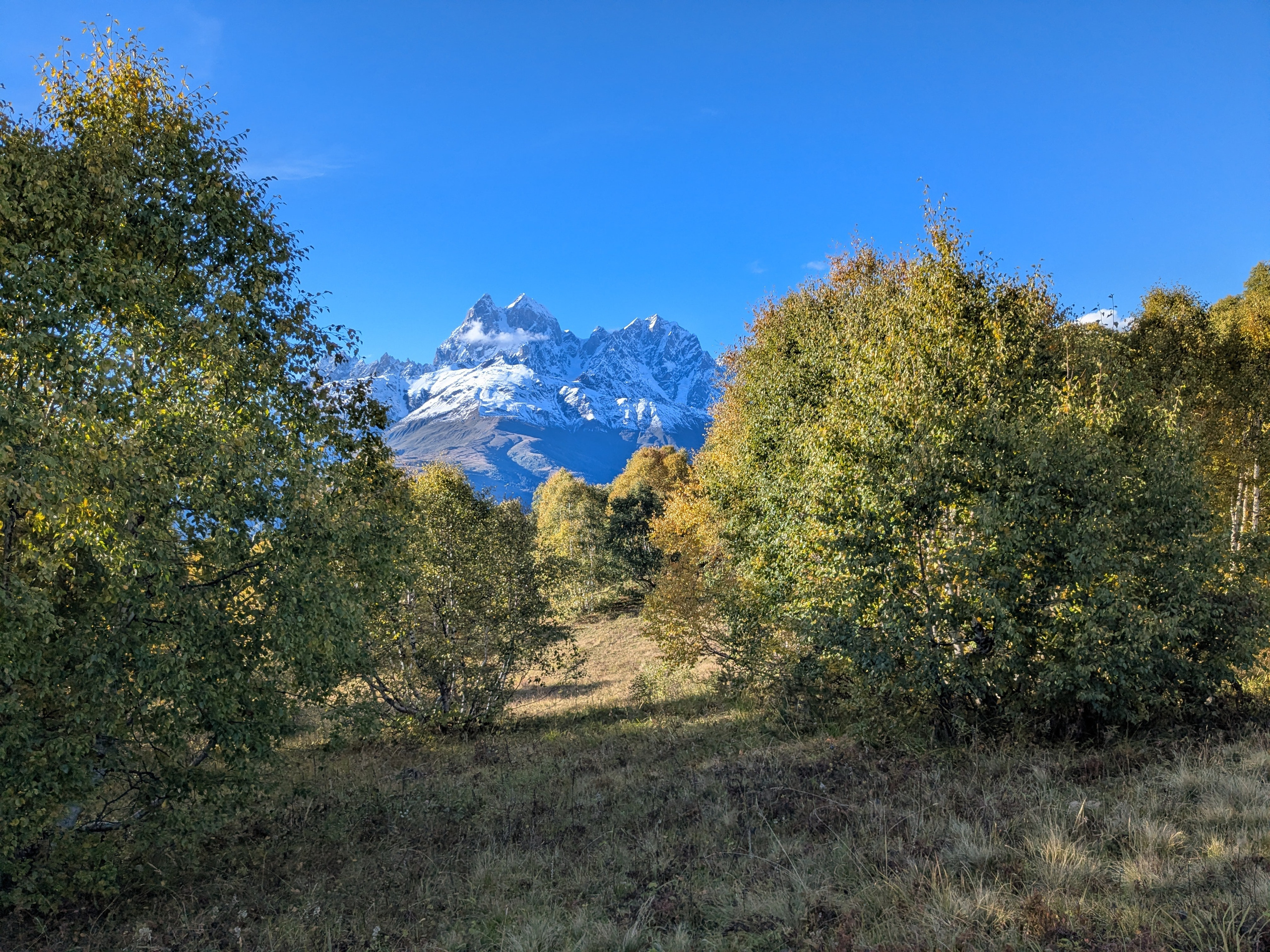 Mazeri — Zuruldi ridge — Tsvirmi. Улицы Мира