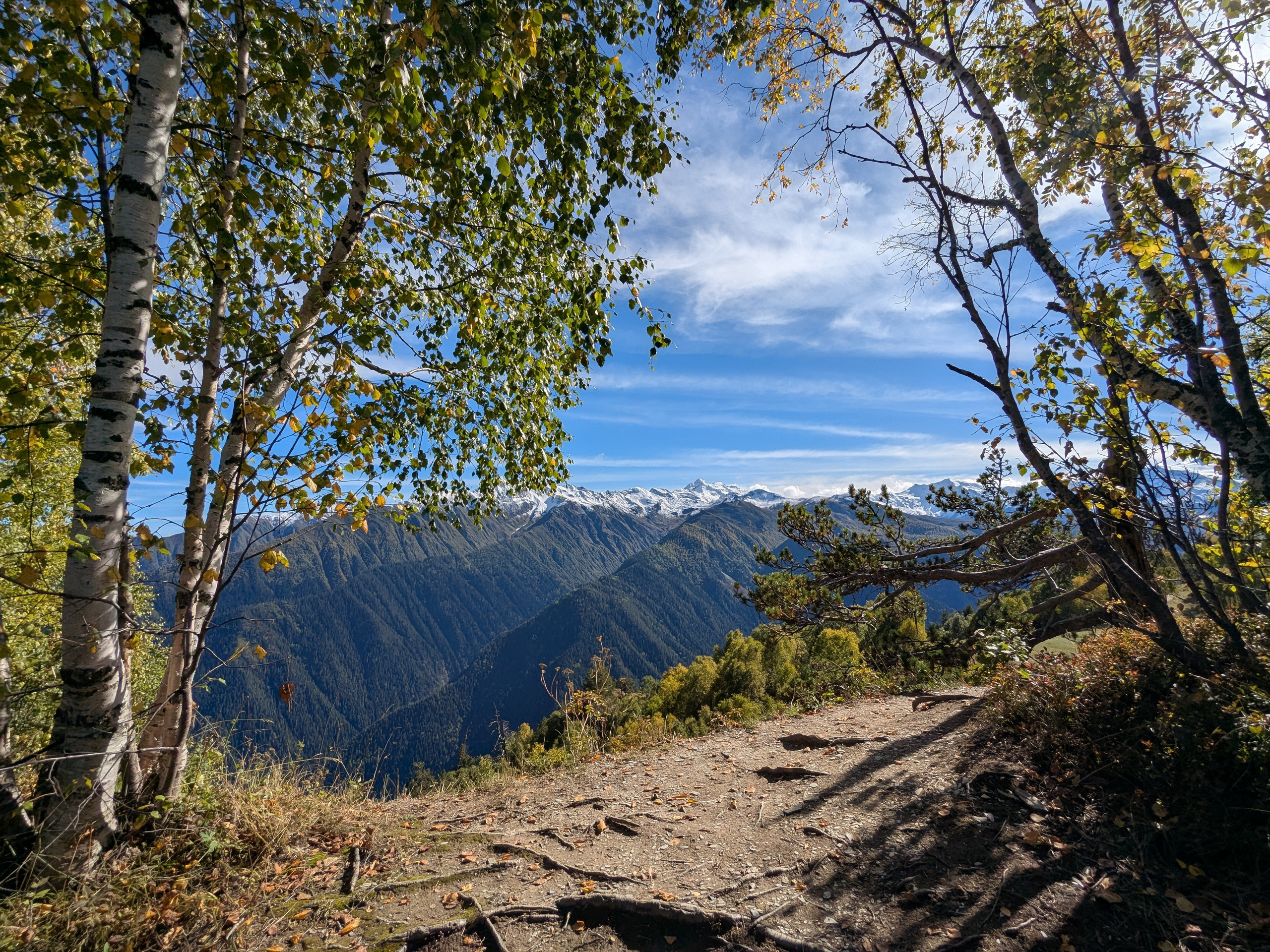 Mazeri — Zuruldi ridge — Tsvirmi. Улицы Мира