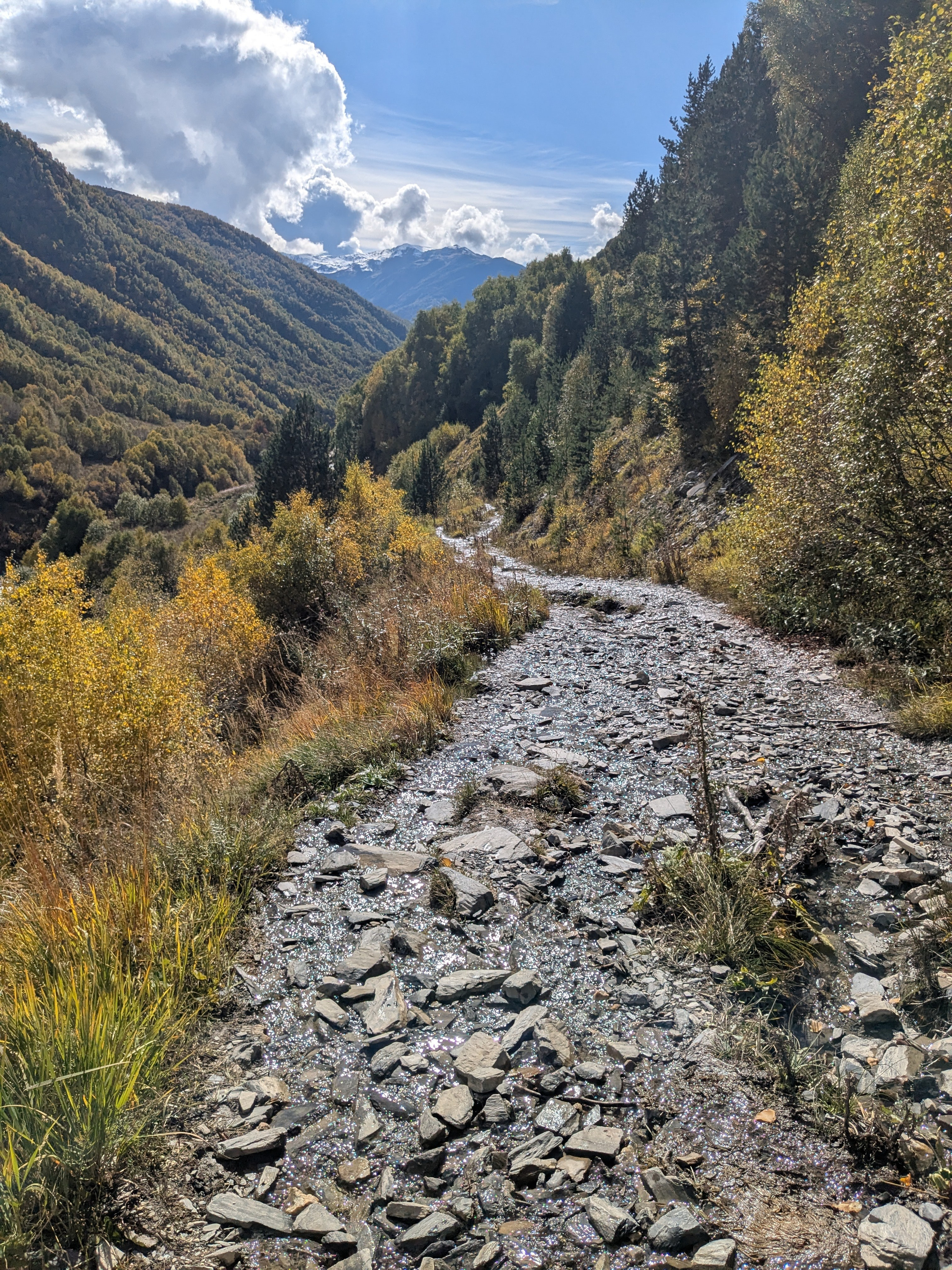Adishi — Chkhunderi Pass — Khaldechala River Valley. Улицы Мира