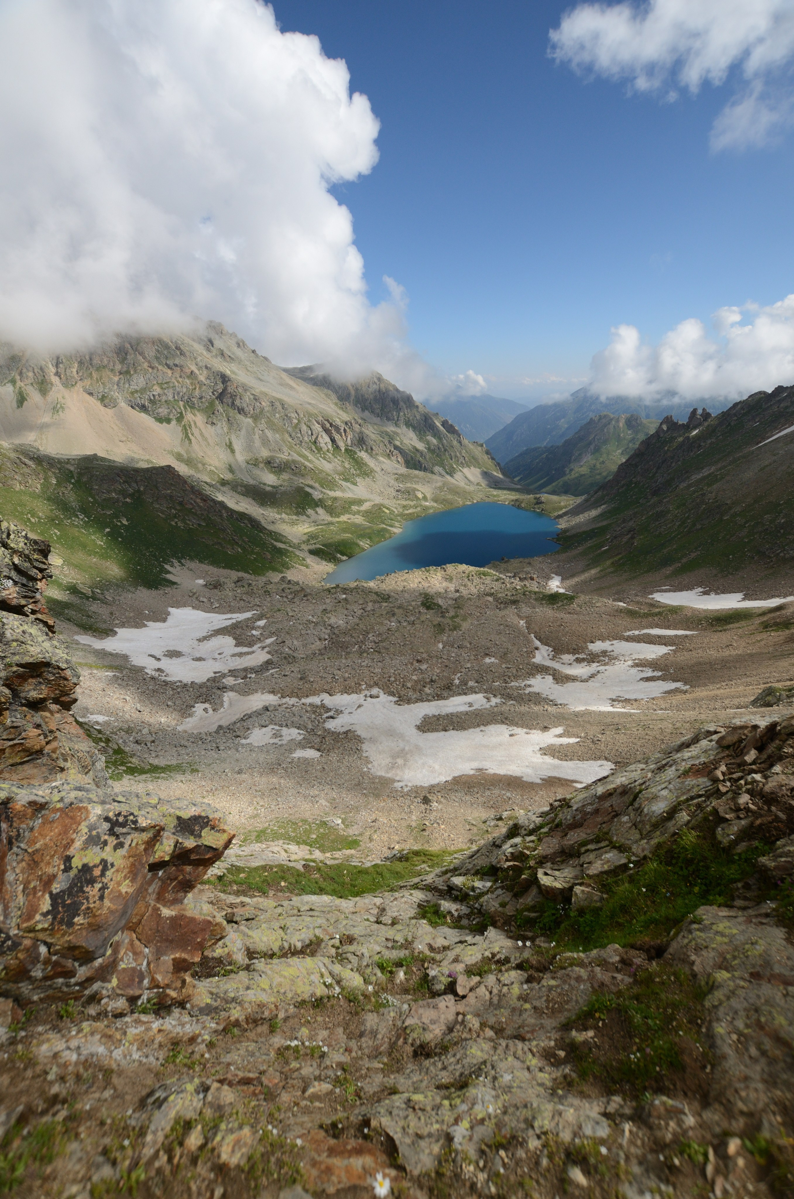 Уллу-кёль Западный. Улицы Мира