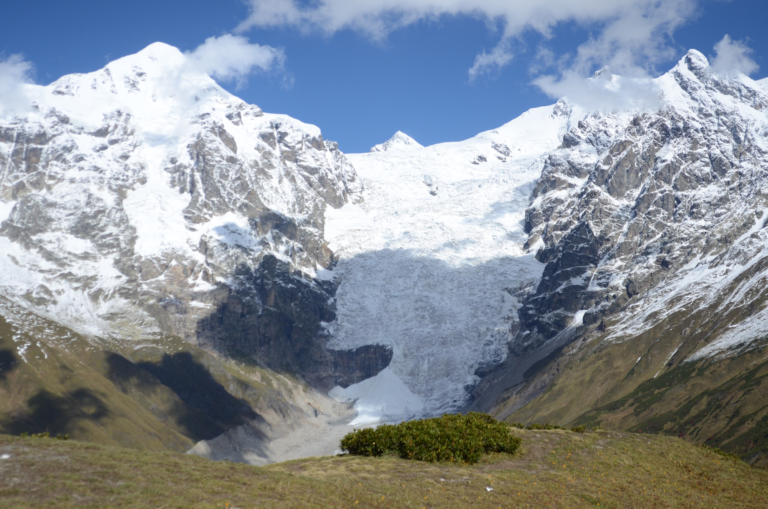 Adishi — Chkhunderi Pass — Khaldechala River Valley. Улицы Мира