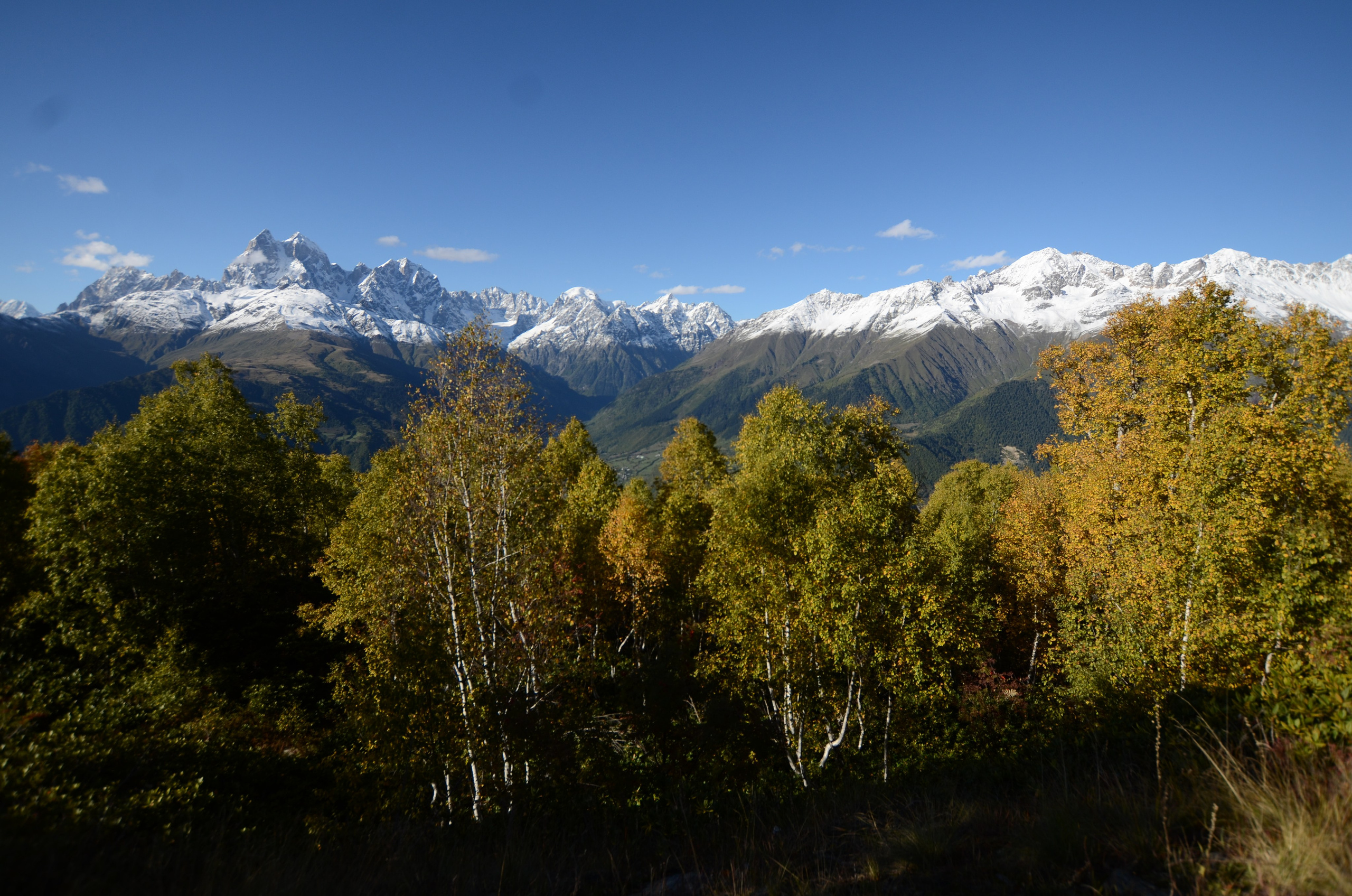 Mazeri — Zuruldi ridge — Tsvirmi. Улицы Мира