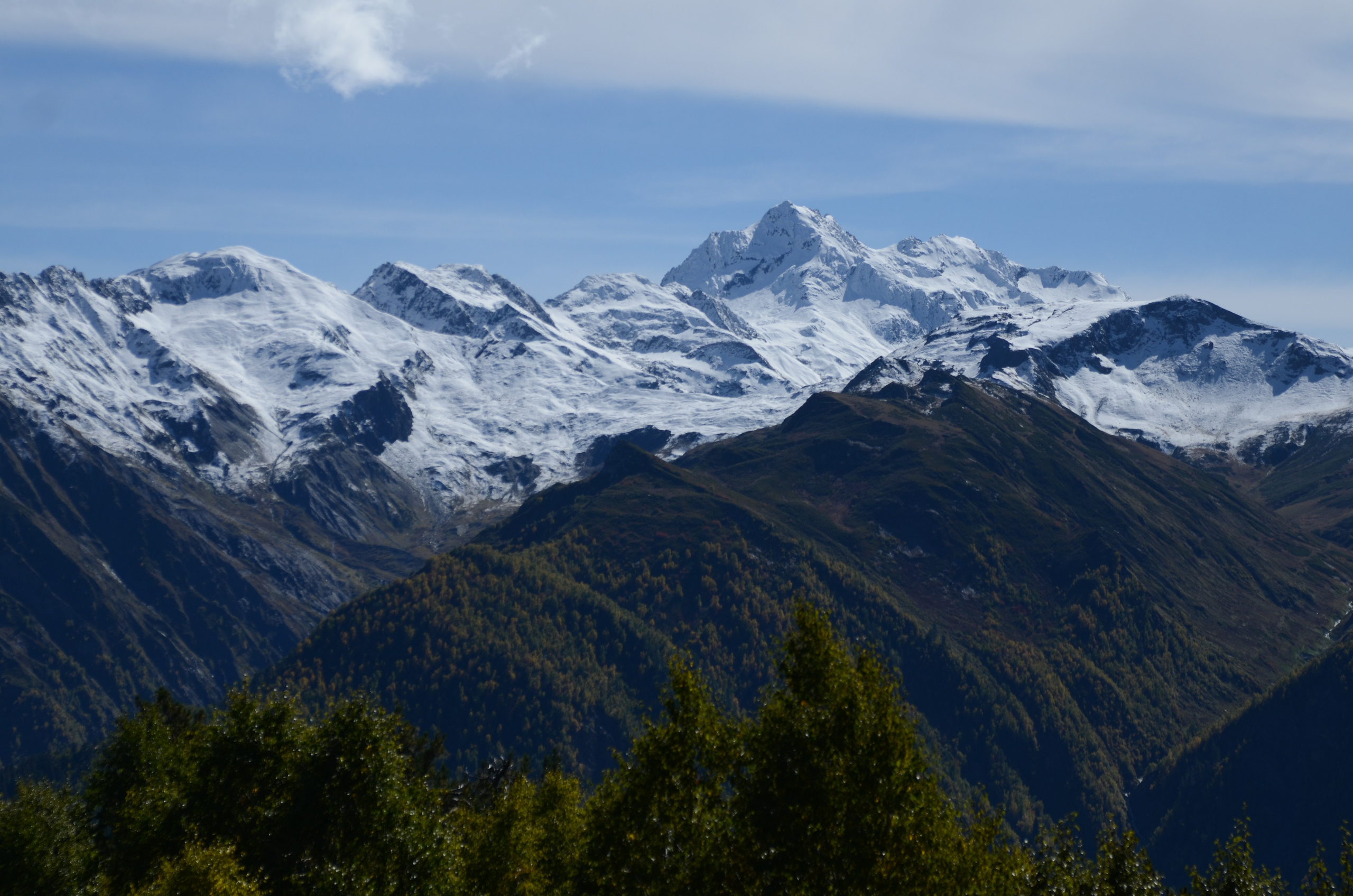 Mazeri — Zuruldi ridge — Tsvirmi. Улицы Мира