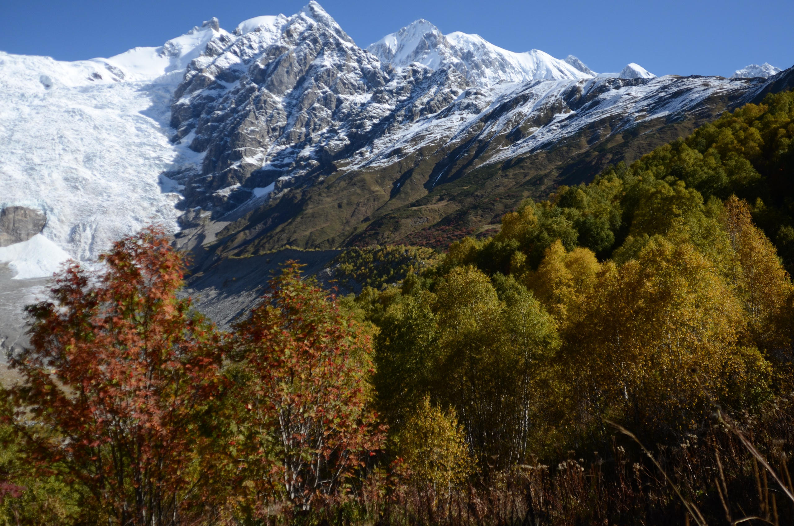 Adishi — Chkhunderi Pass — Khaldechala River Valley. Улицы Мира
