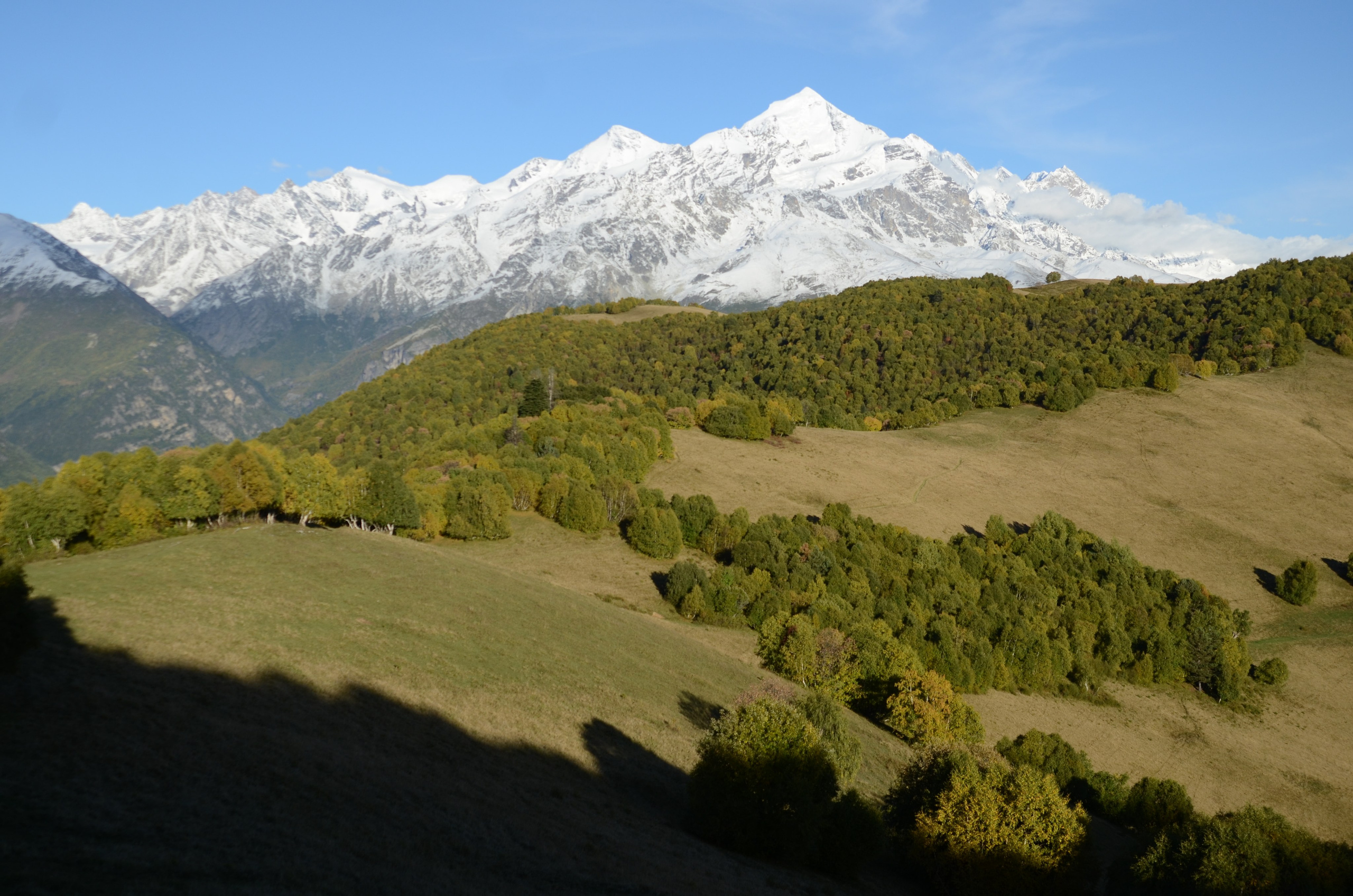 Mazeri — Zuruldi ridge — Tsvirmi. Улицы Мира