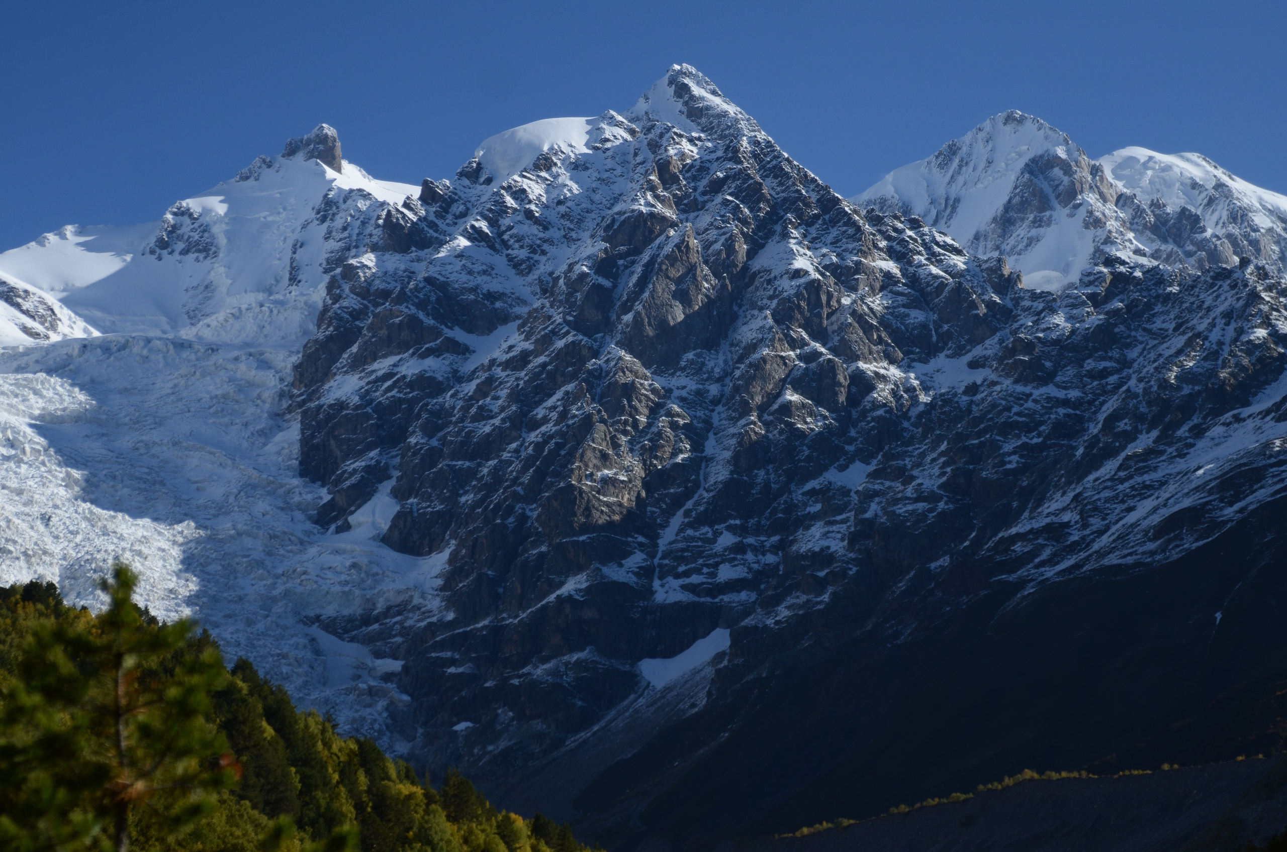 Adishi — Chkhunderi Pass — Khaldechala River Valley. Улицы Мира
