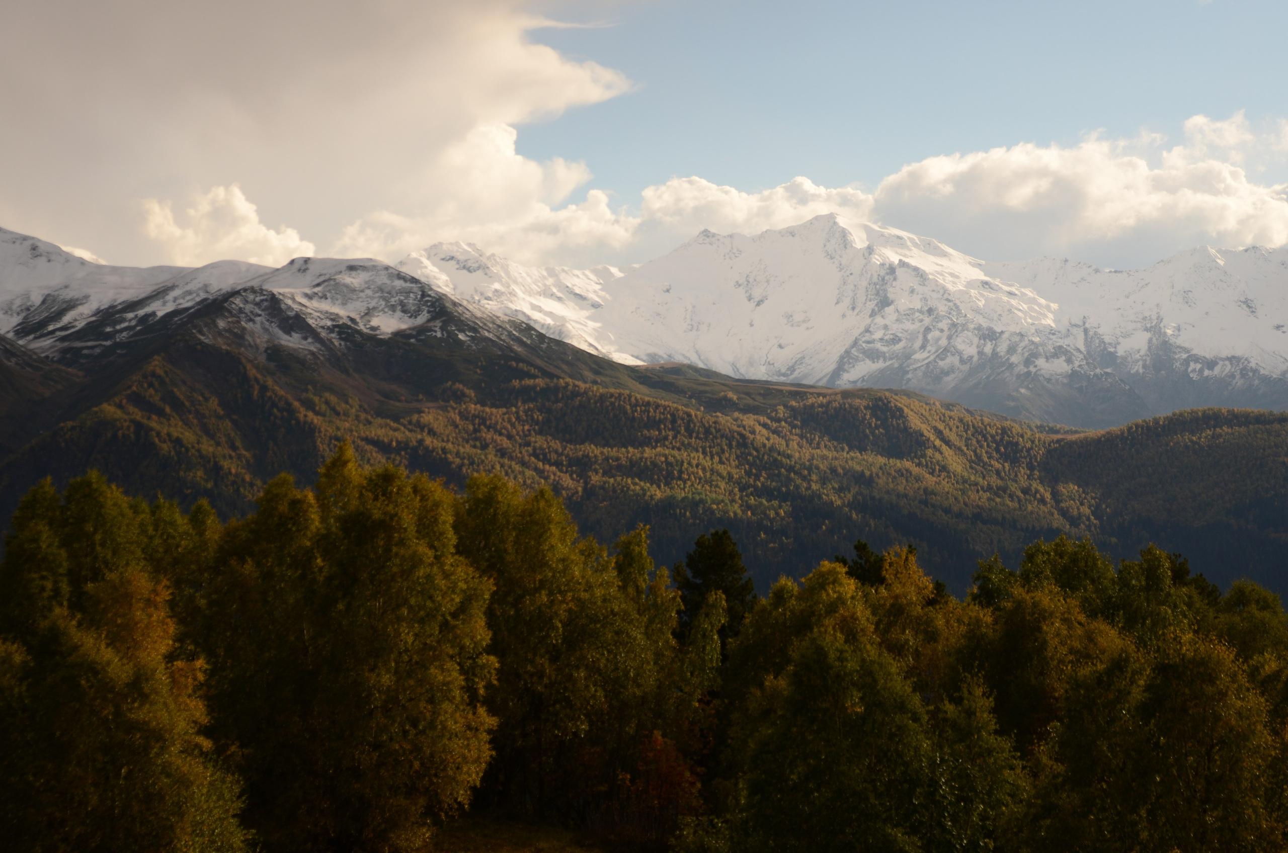 Adishi — Chkhunderi Pass — Khaldechala River Valley. Улицы Мира
