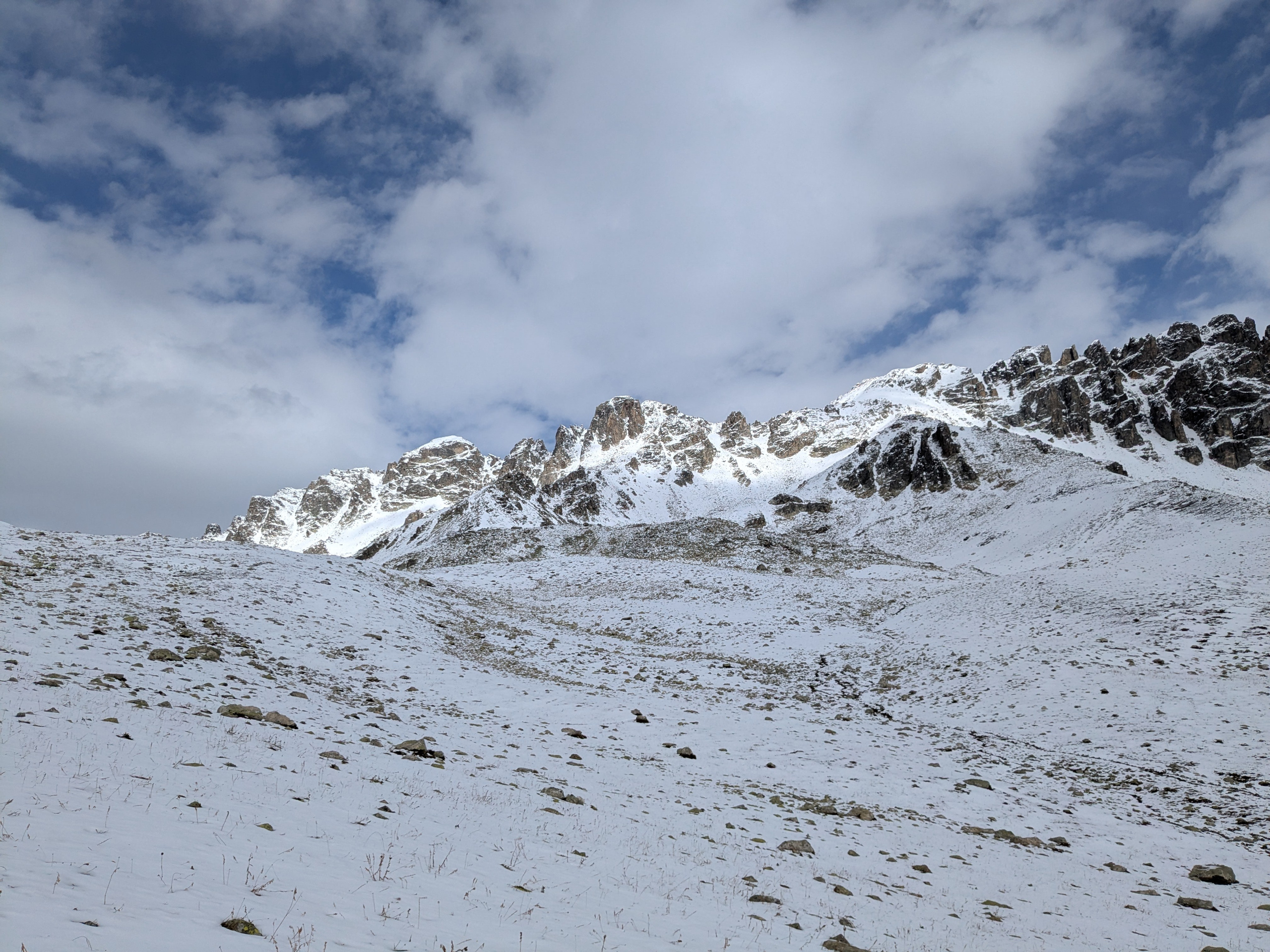 Tsvirmi — Adishi. Улицы Мира