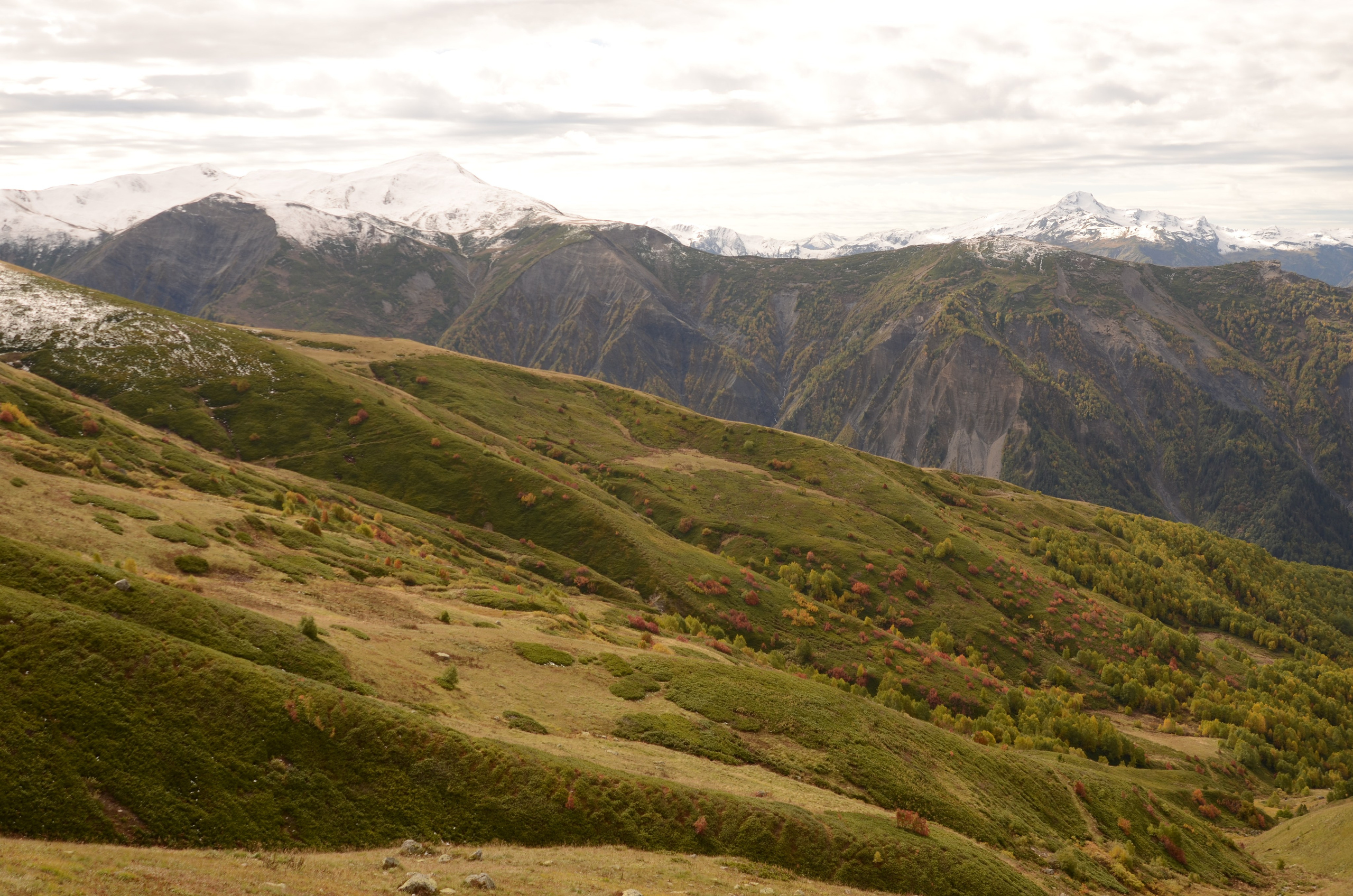 Tsvirmi — Adishi. Улицы Мира