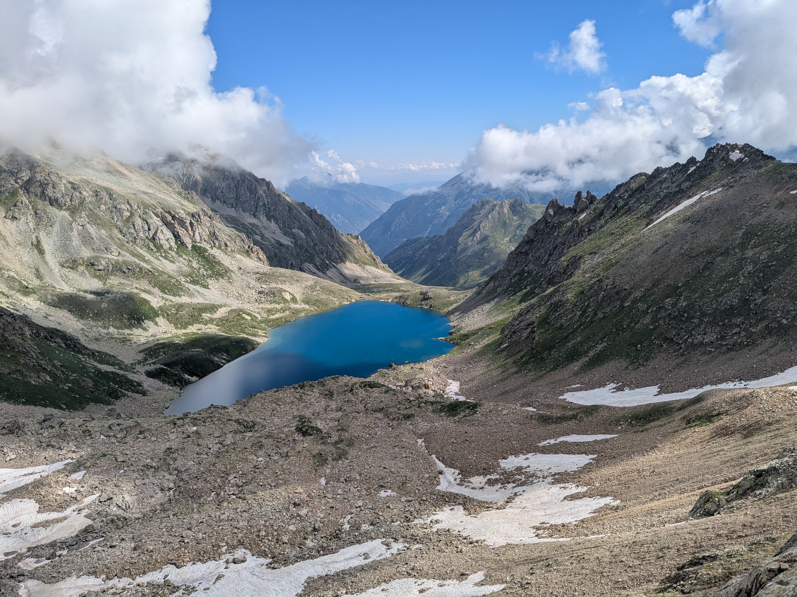 Уллу-кёль Западный. Улицы Мира