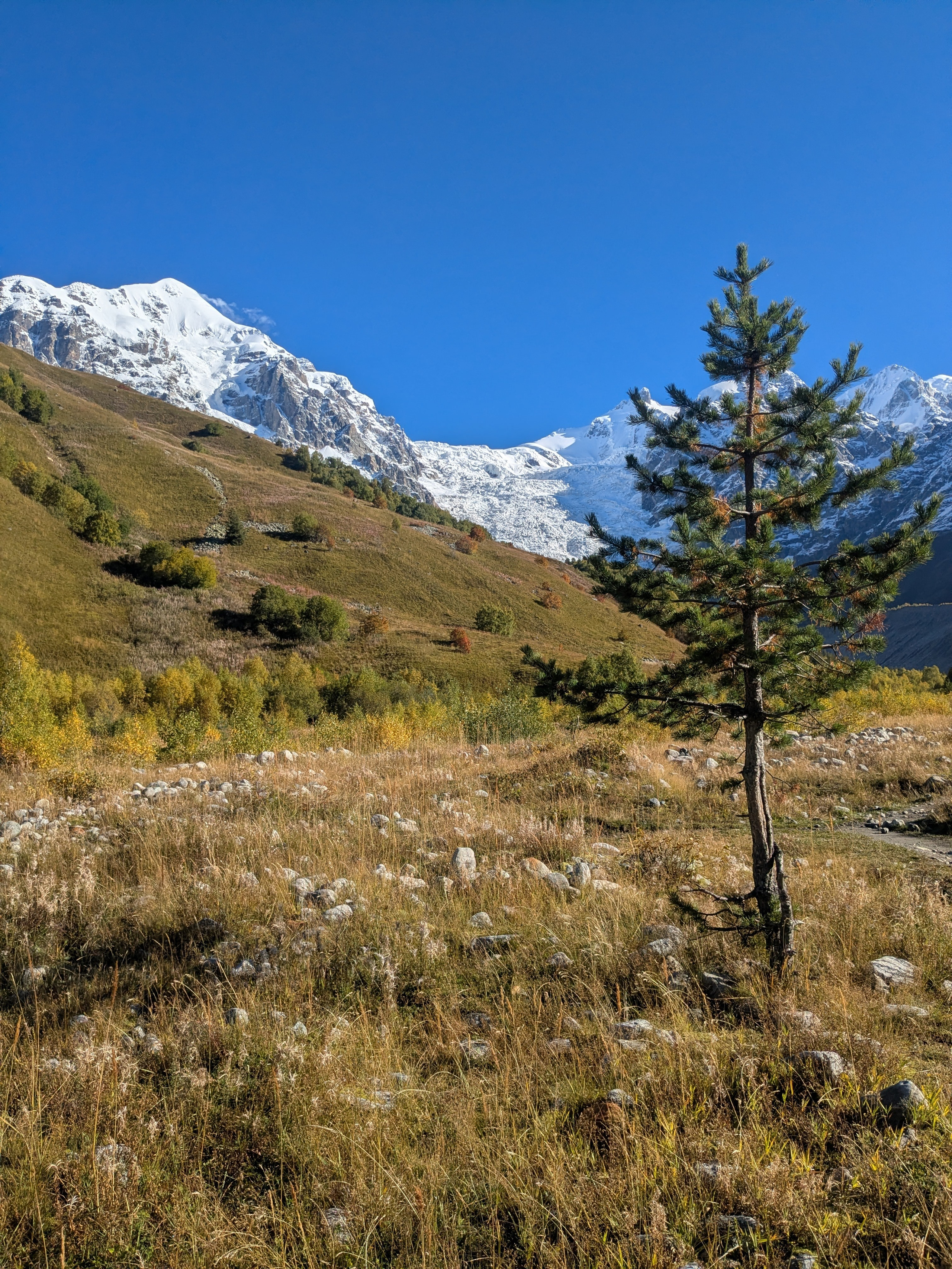 Adishi — Chkhunderi Pass — Khaldechala River Valley. Улицы Мира
