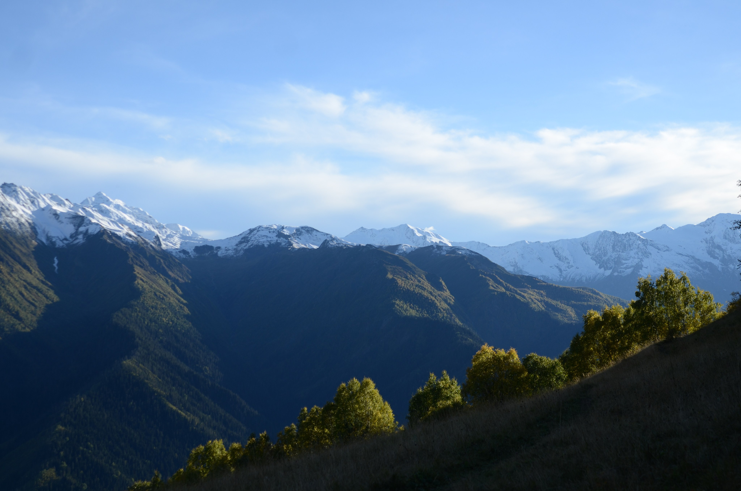 Mazeri — Zuruldi ridge — Tsvirmi. Улицы Мира