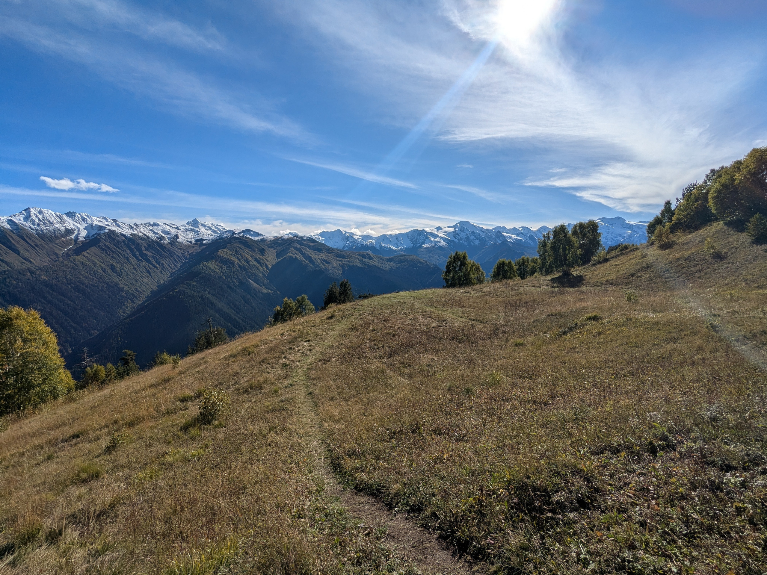 Mazeri — Zuruldi ridge — Tsvirmi. Улицы Мира
