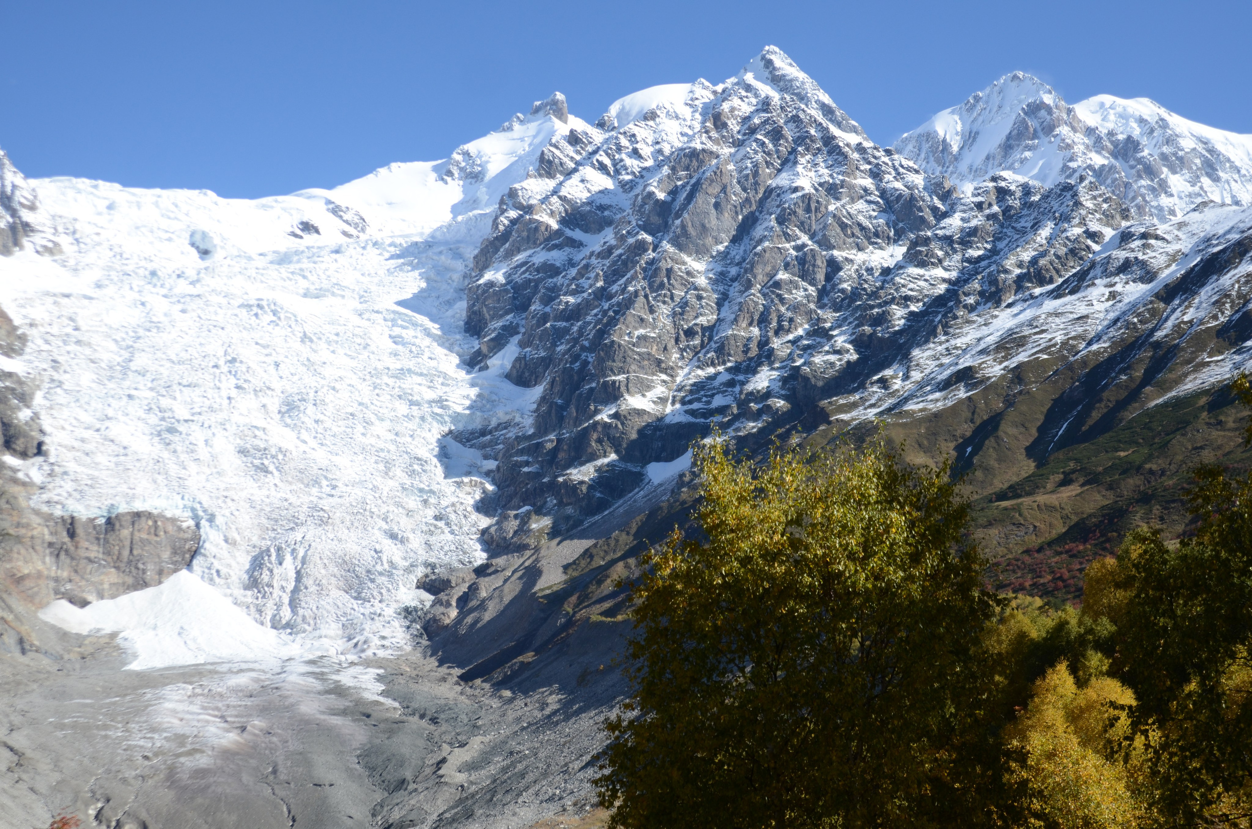 Adishi — Chkhunderi Pass — Khaldechala River Valley. Улицы Мира