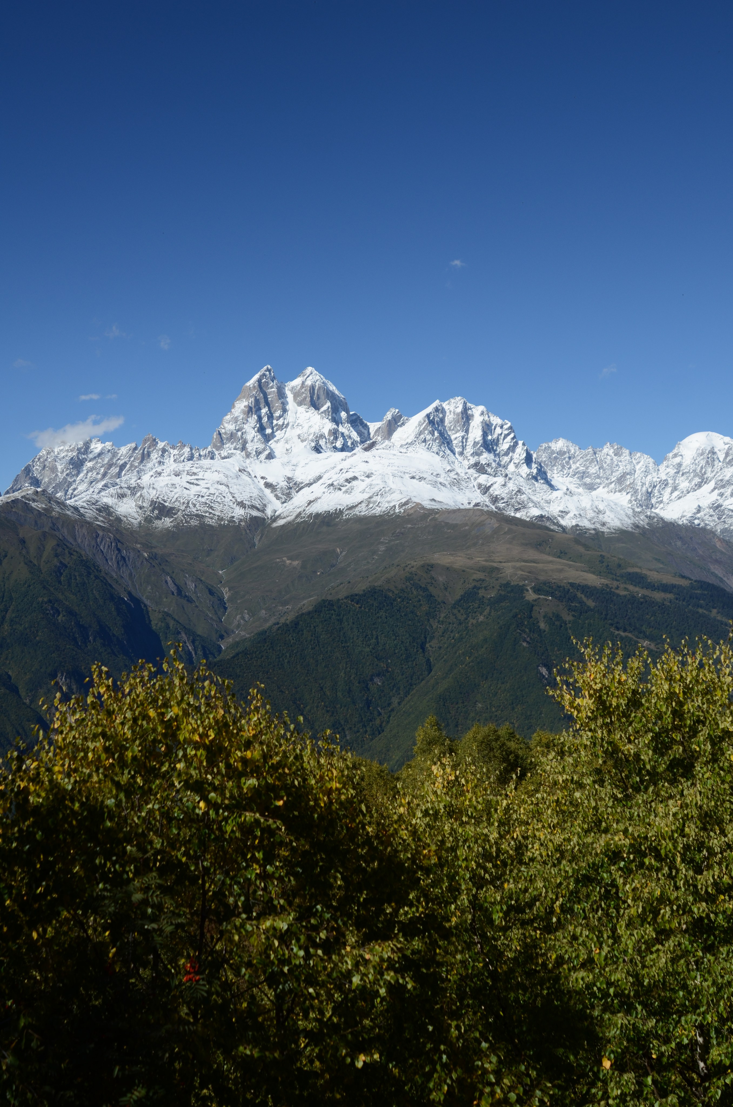 Mazeri — Zuruldi ridge — Tsvirmi. Улицы Мира