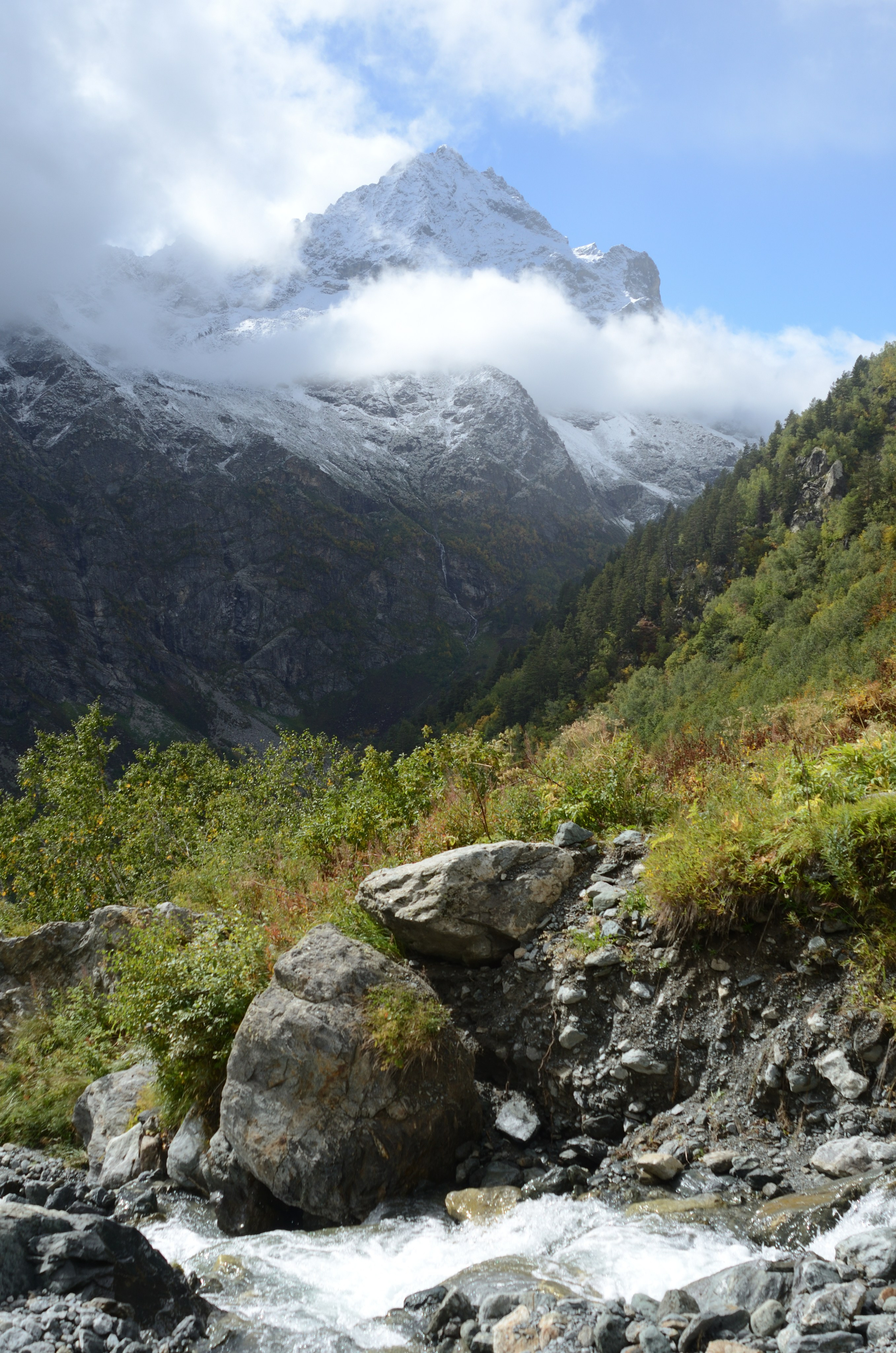 Mazeri To Ushba Glacier. Путешествия Олег Иванов