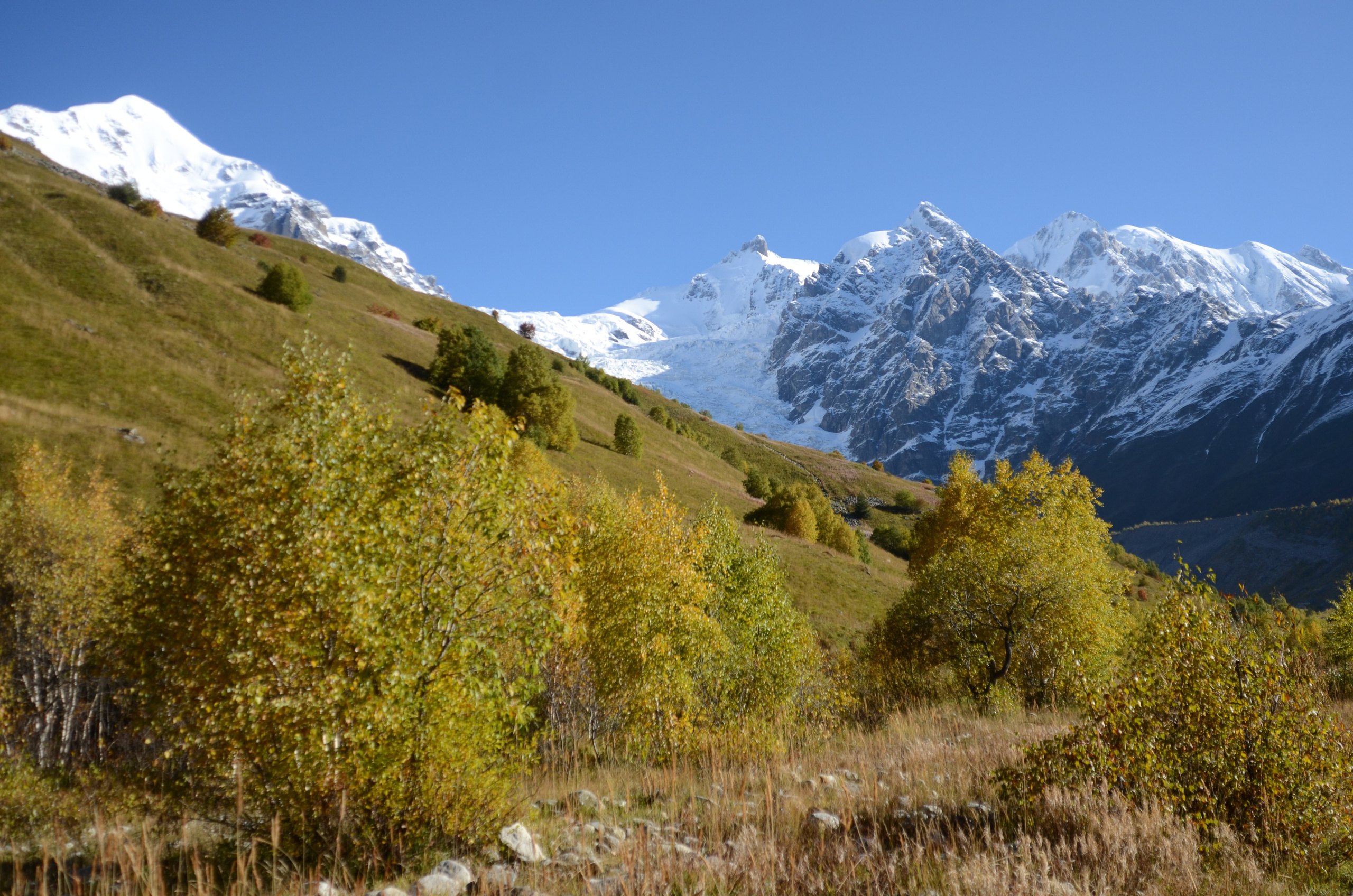 Adishi — Chkhunderi Pass — Khaldechala River Valley. Улицы Мира