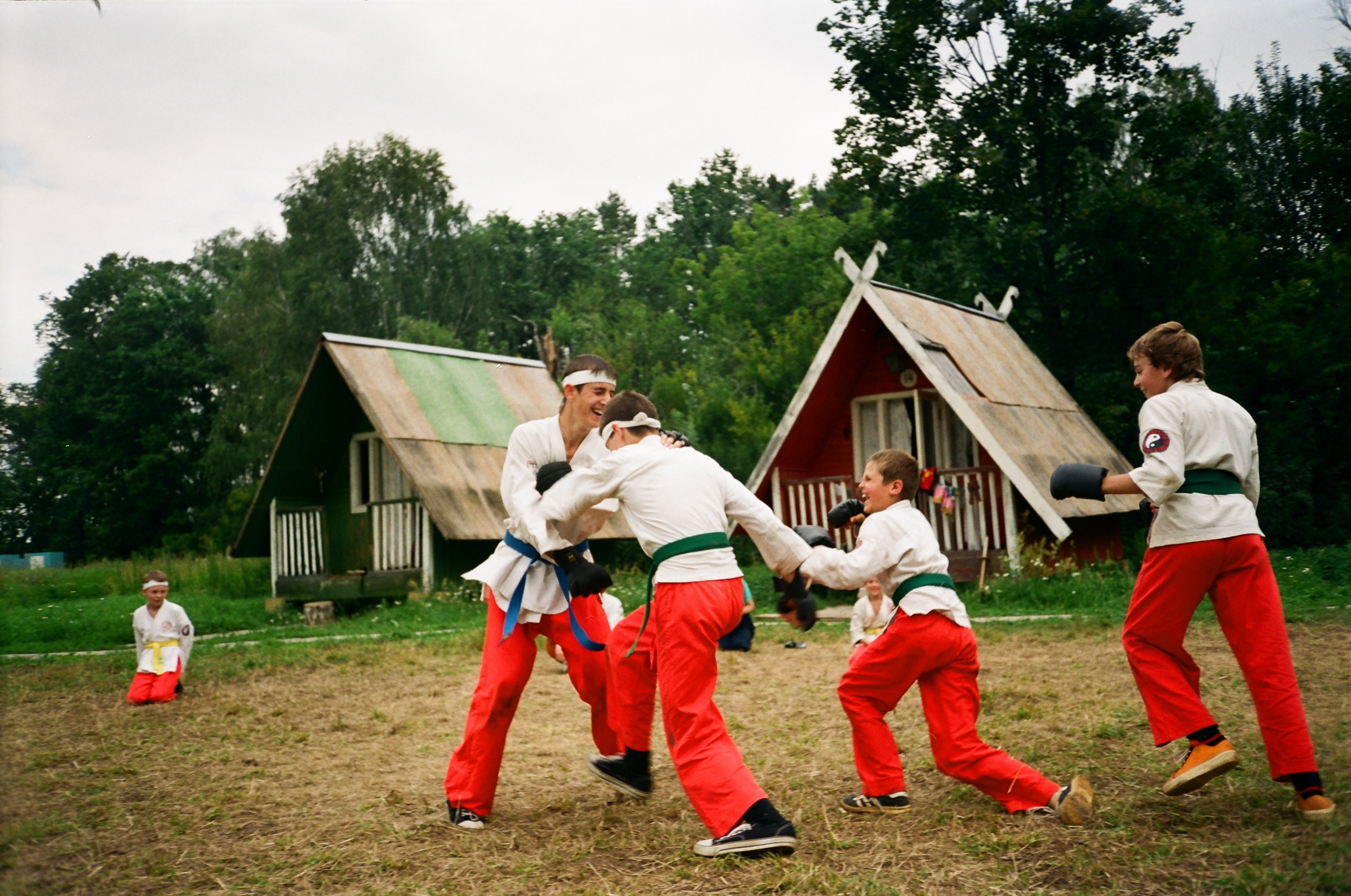 Фотографии Летние сборы ШБИ МОН 2001 г. Школа Боевых Искусств «МОН»