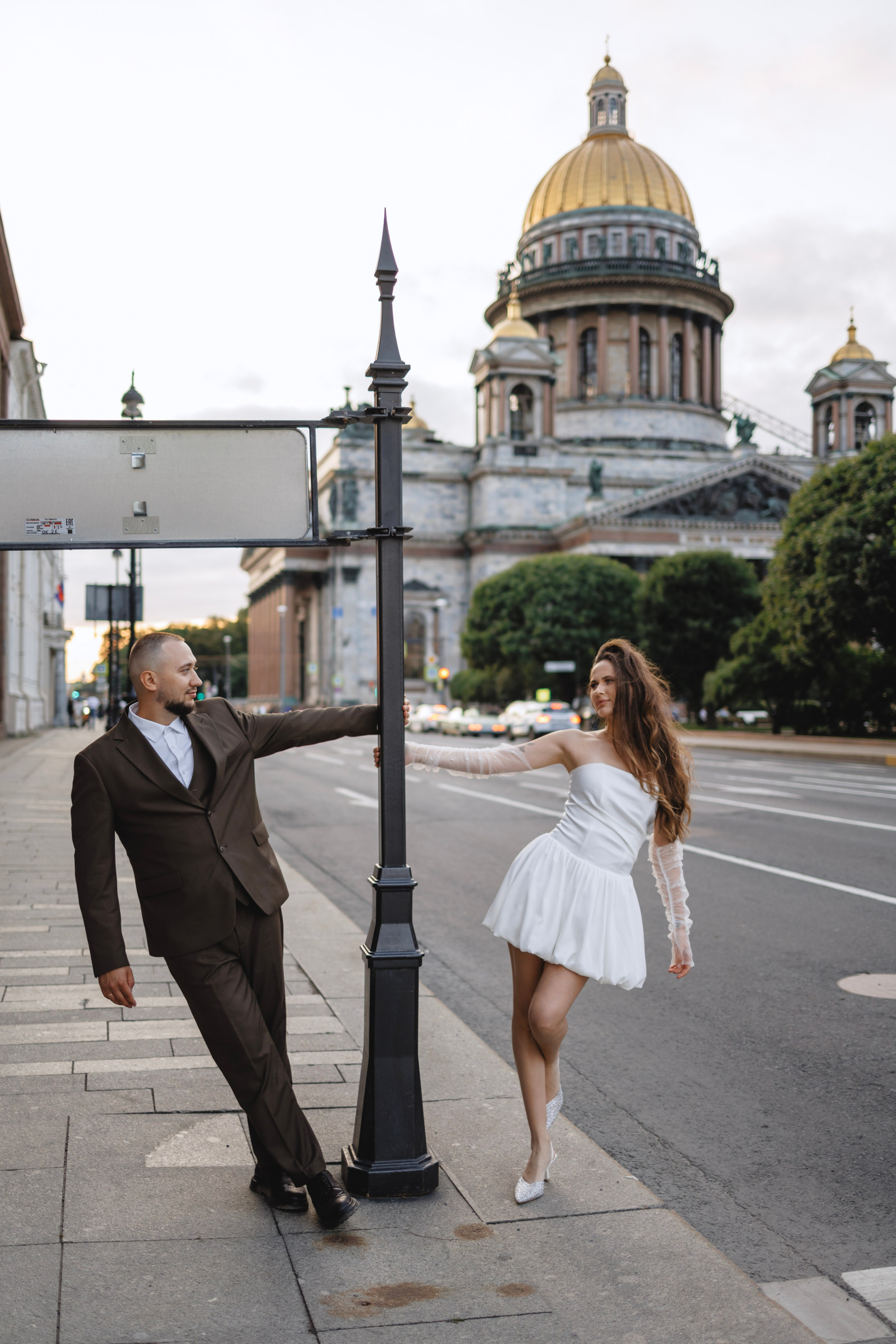 Руслан и Виолетта — Исаакий, Зимняя канавка. Боженова Елена фотограф Санкт-Петербург