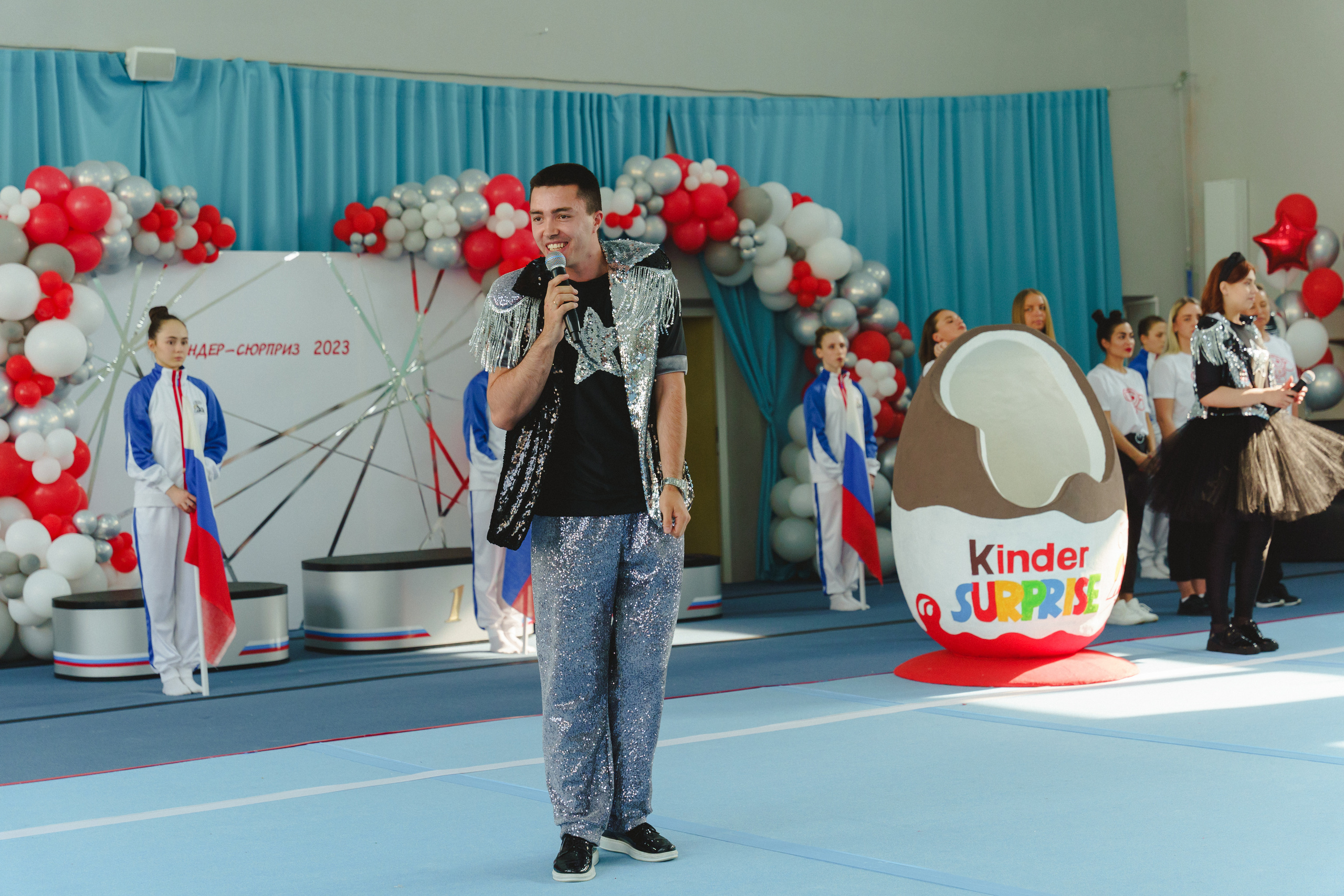 Межрегиональные соревнования по спортивной акробатике «Киндер Сюрприз». Фотограф в детский сад в Екатеринбурге, выпускные альбомы Юлия Умерова