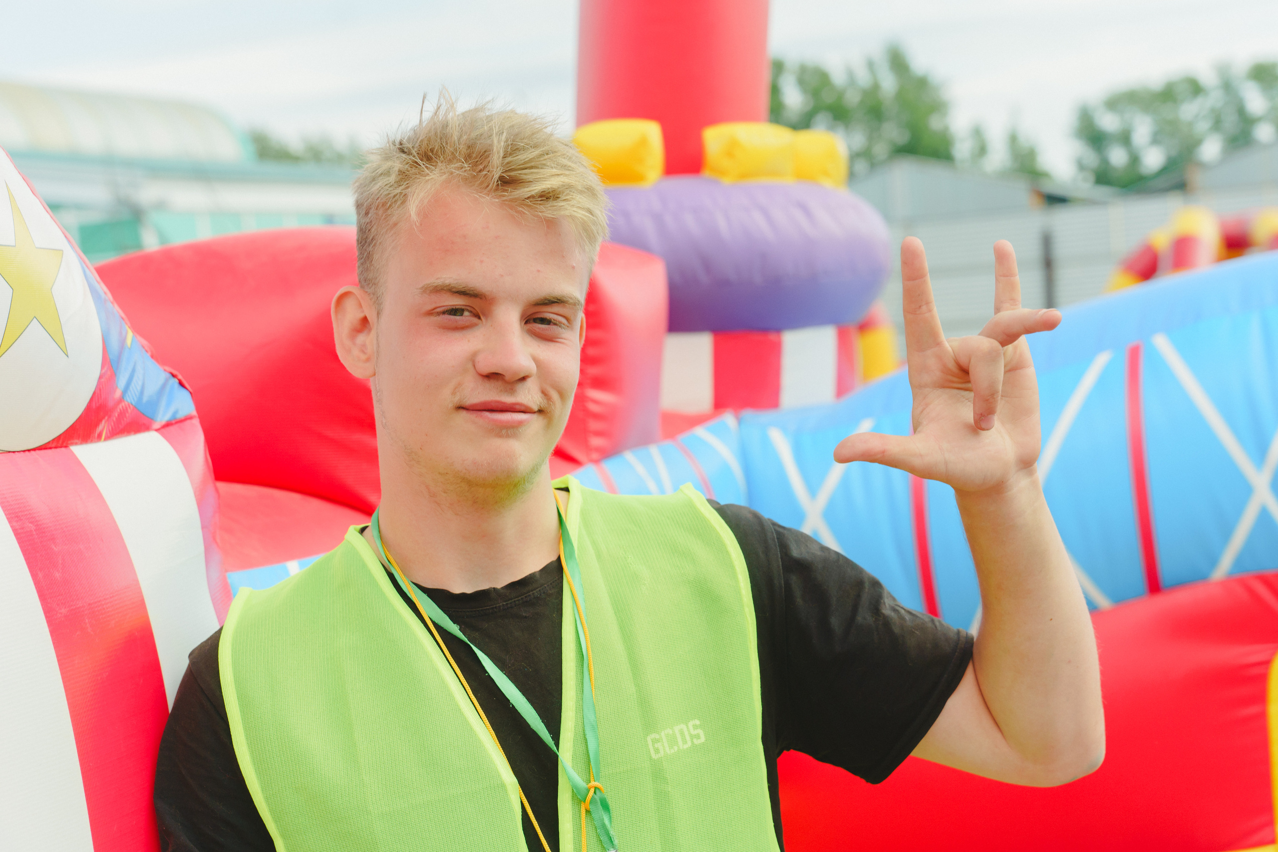 Открытие парка аттракционов «Галактика развлечений». Фотограф в детский сад в Екатеринбурге, выпускные альбомы Юлия Умерова