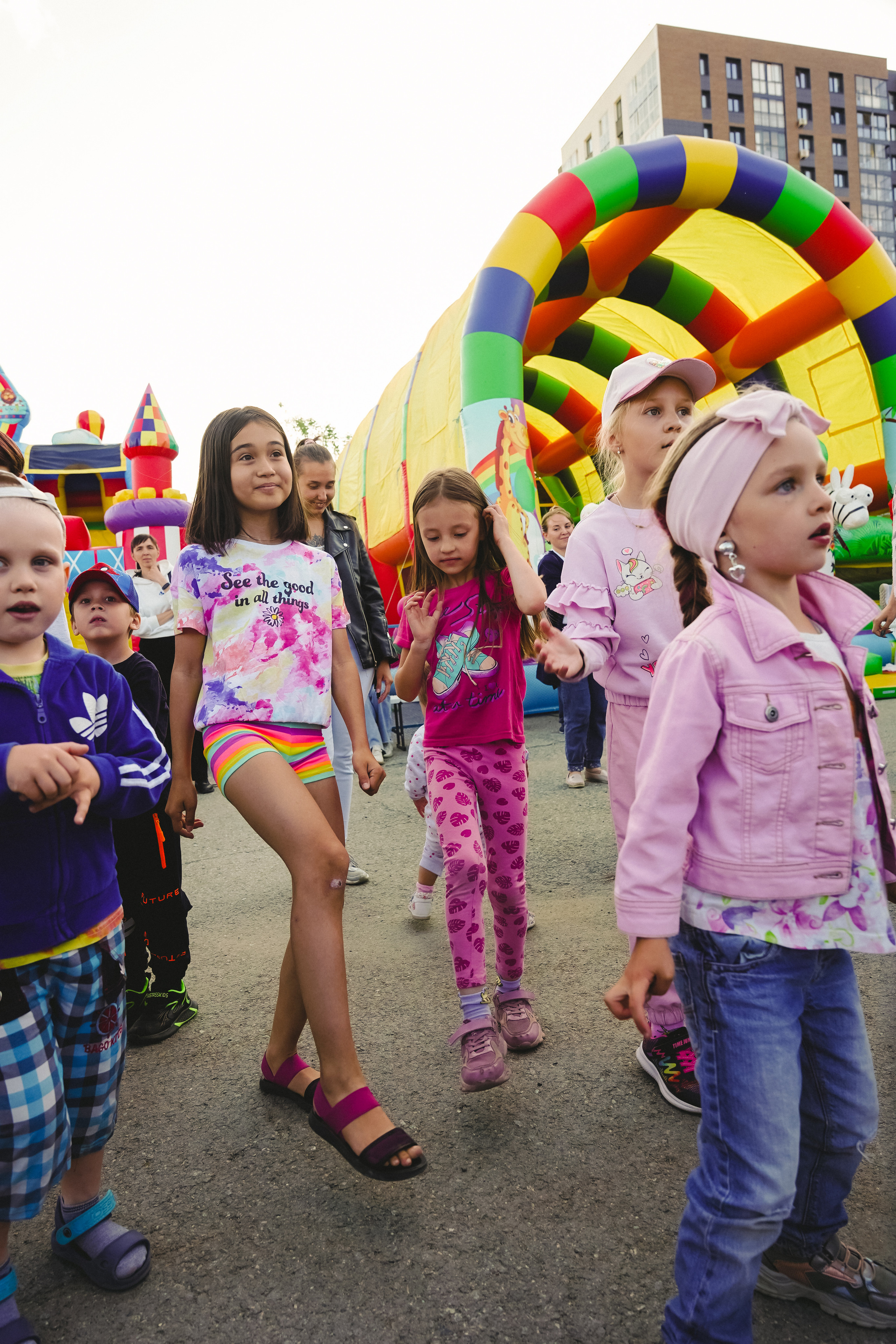 Открытие парка аттракционов «Галактика развлечений». Фотограф в детский сад в Екатеринбурге, выпускные альбомы Юлия Умерова
