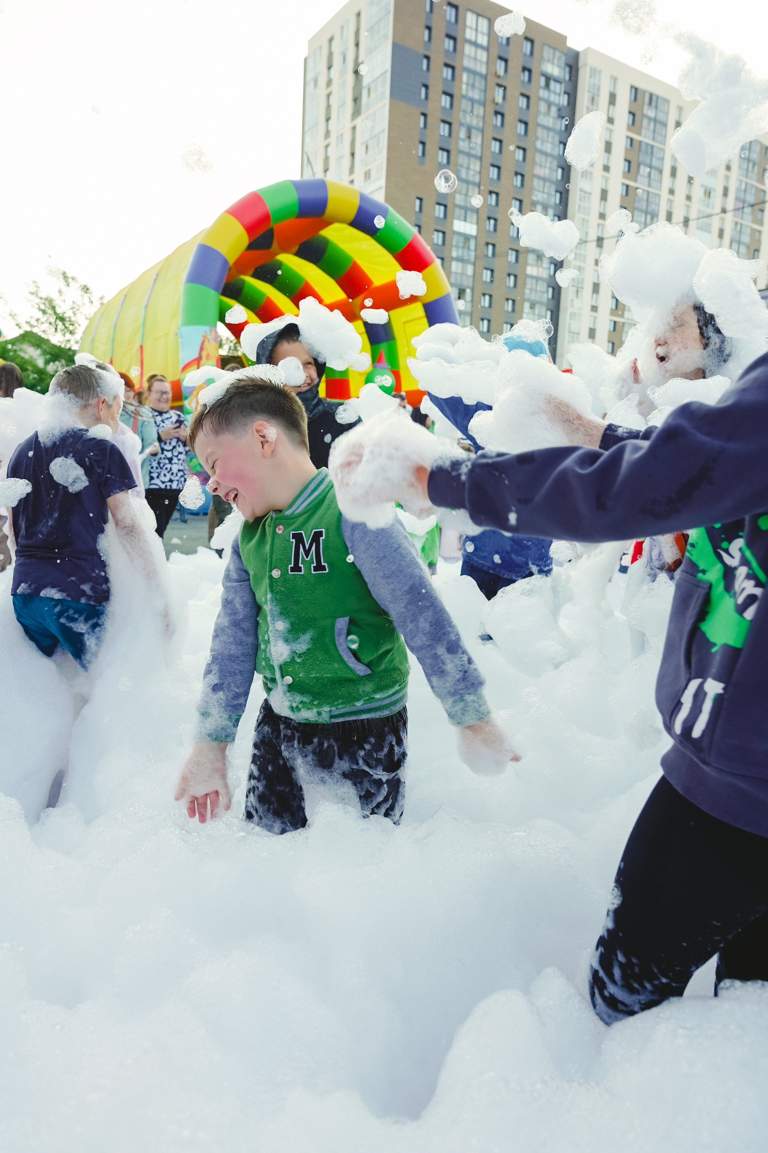 Открытие парка аттракционов «Галактика развлечений». Фотограф в детский сад в Екатеринбурге, выпускные альбомы Юлия Умерова