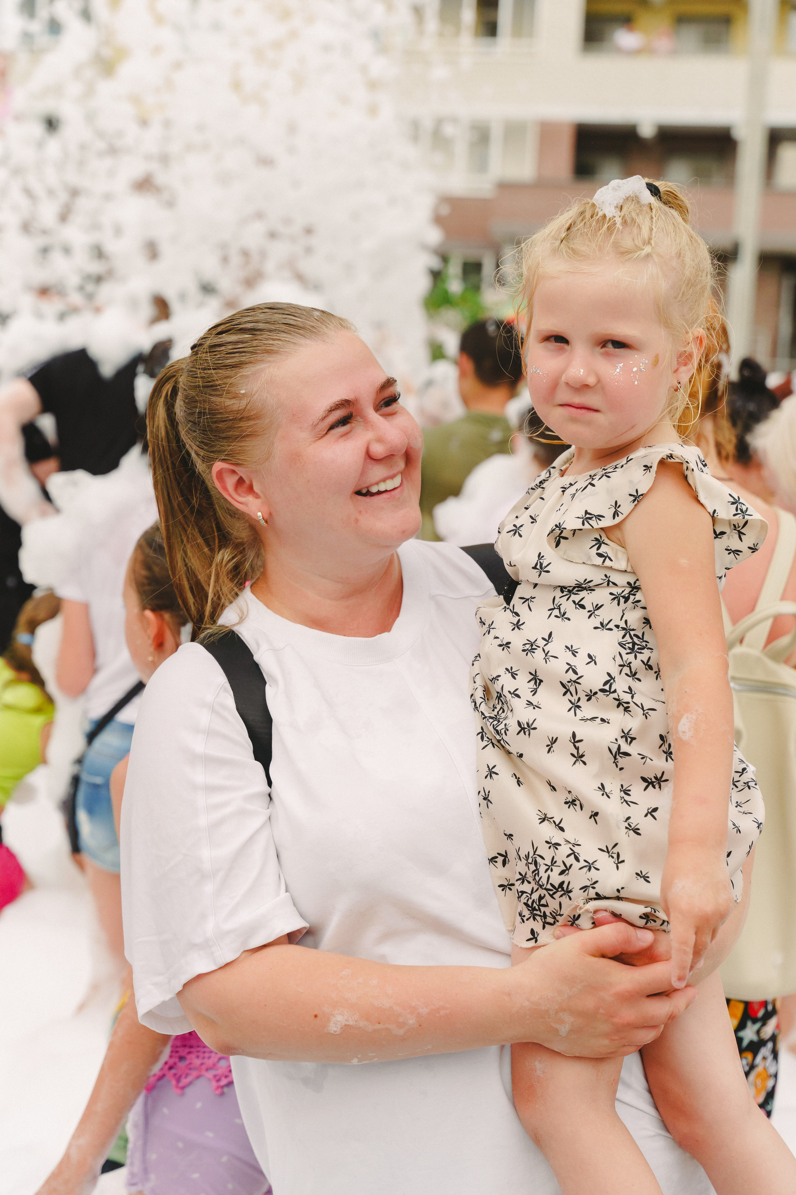 Пена — ПАТИ «Галактика развлечений» и «УК КОТ». Фотограф в детский сад в Екатеринбурге, выпускные альбомы Юлия Умерова