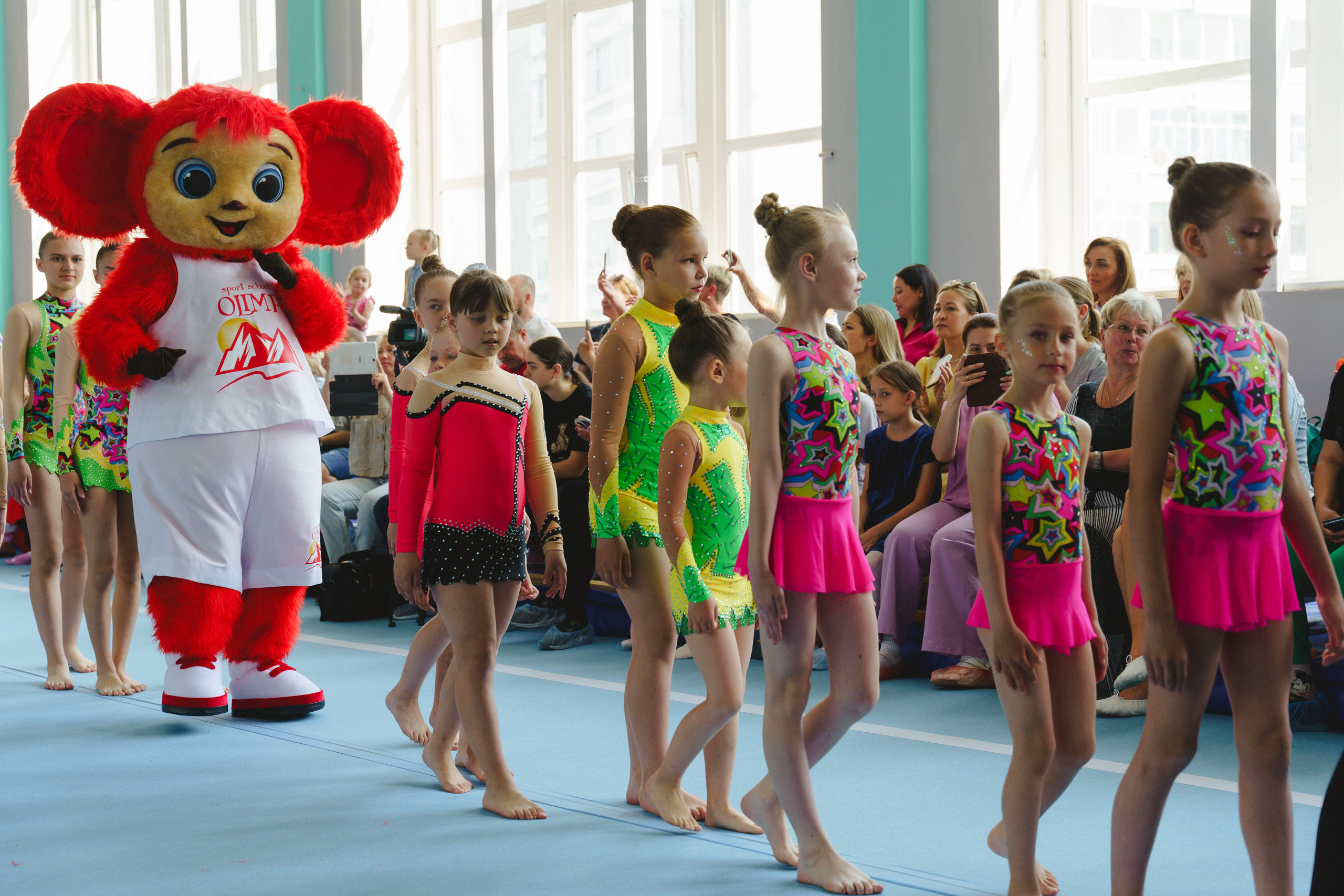 Межрегиональные соревнования по спортивной акробатике «Киндер Сюрприз». Фотограф в детский сад в Екатеринбурге, выпускные альбомы Юлия Умерова