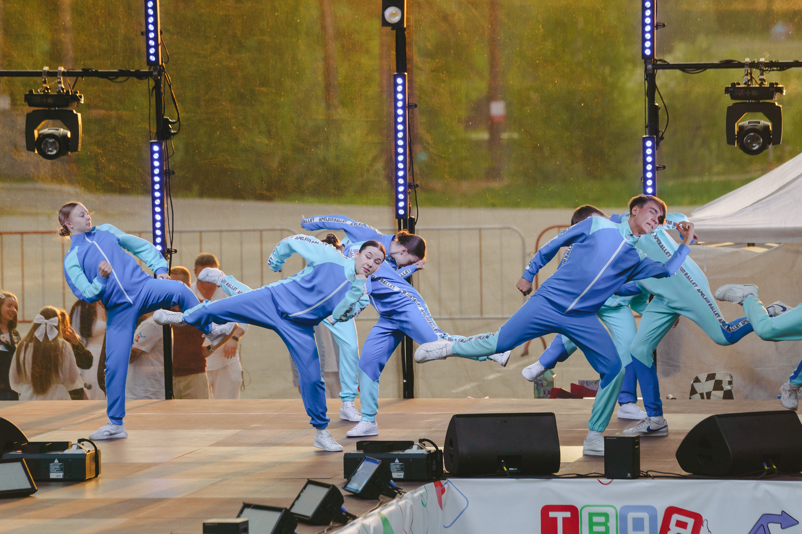 Юбилей БМАУ ДЗОЛ «Зарница». Фотограф в детский сад в Екатеринбурге, выпускные альбомы Юлия Умерова