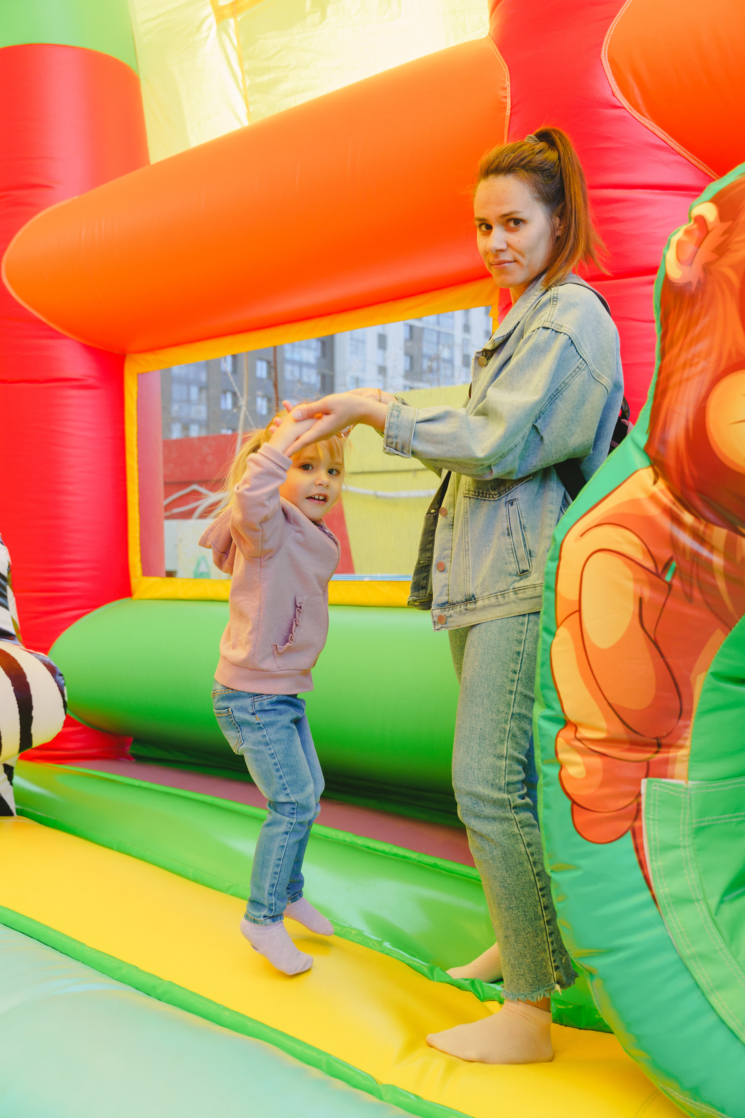 Открытие парка аттракционов «Галактика развлечений». Фотограф в детский сад в Екатеринбурге, выпускные альбомы Юлия Умерова