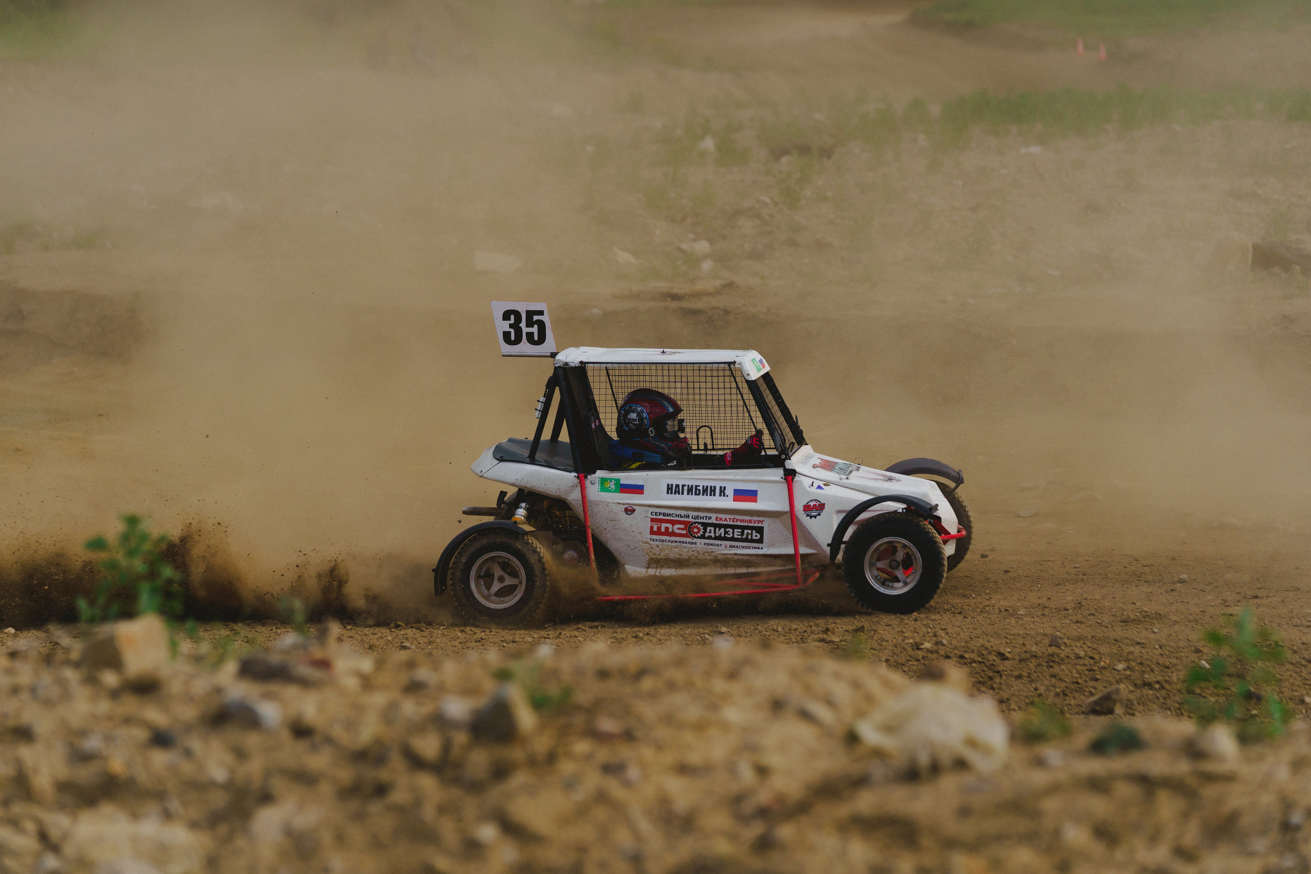 Автокросс Березовский. Фотограф Камиль Умеров. Фотограф в детский сад в Екатеринбурге, выпускные альбомы Юлия Умерова