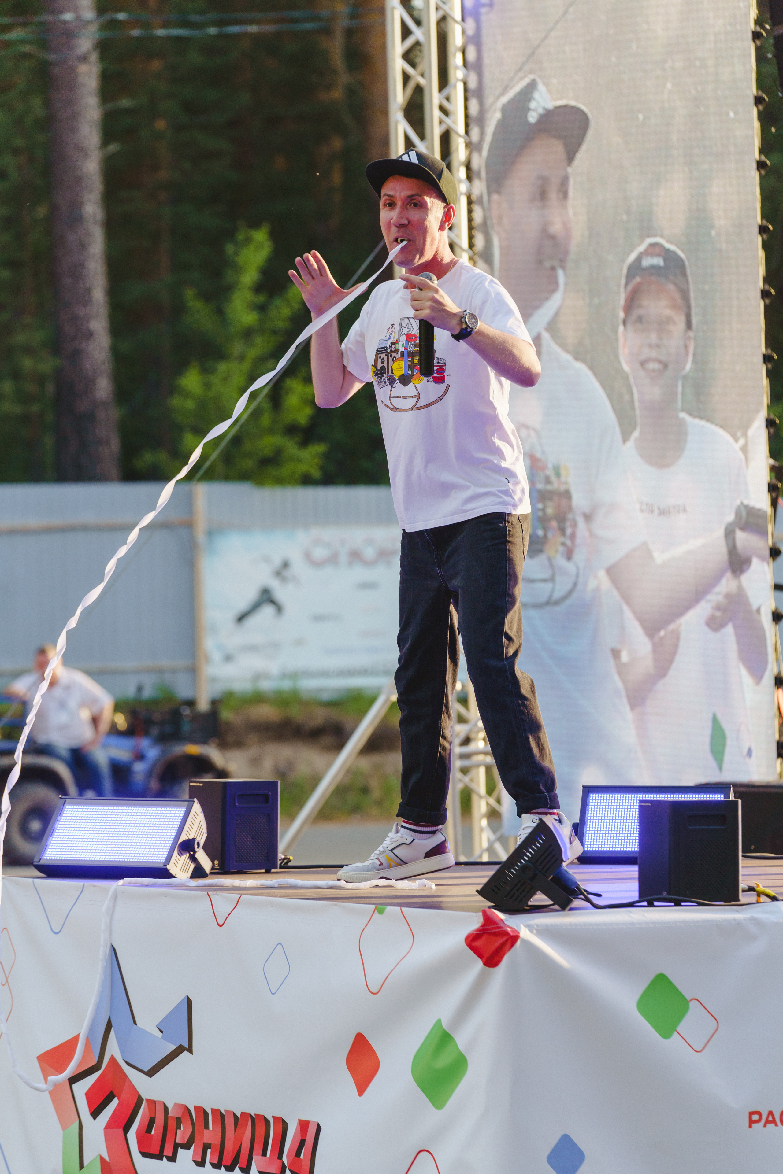 Юбилей БМАУ ДЗОЛ «Зарница». Фотограф в детский сад в Екатеринбурге, выпускные альбомы Юлия Умерова