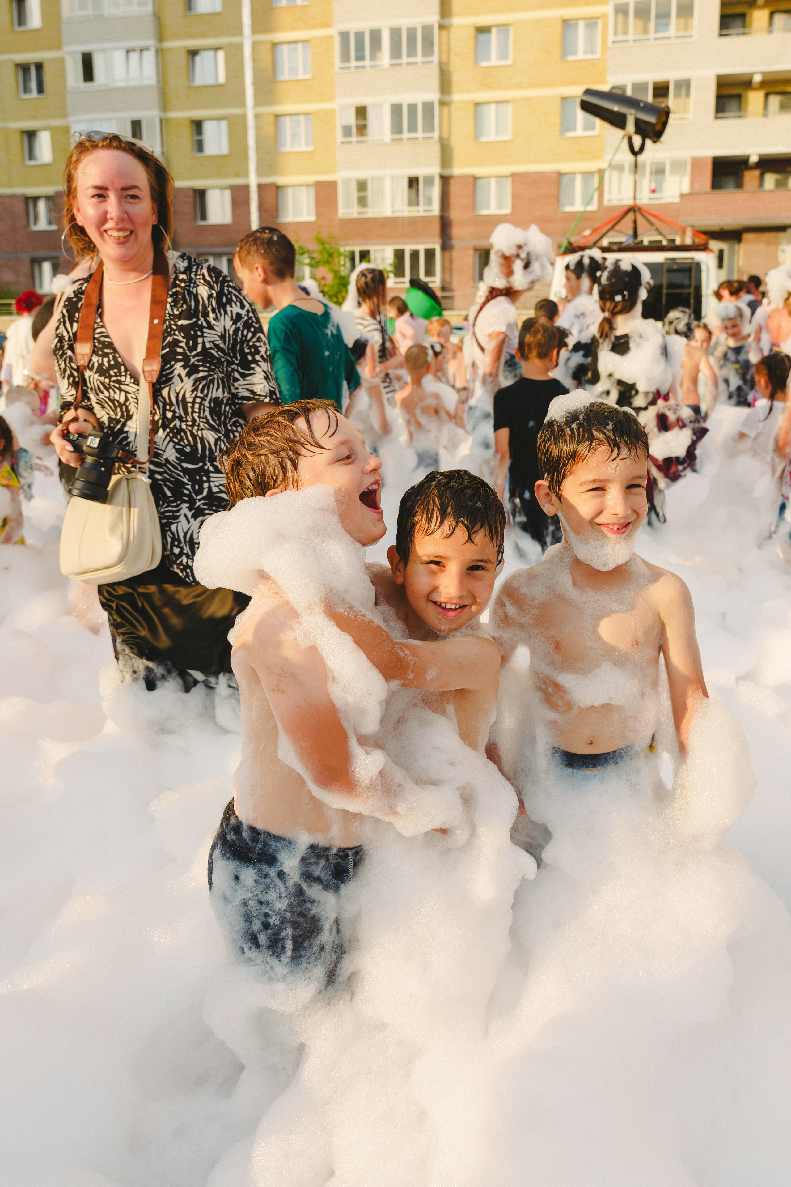 Пена — ПАТИ «Галактика развлечений» и «УК КОТ». Фотограф в детский сад в Екатеринбурге, выпускные альбомы Юлия Умерова