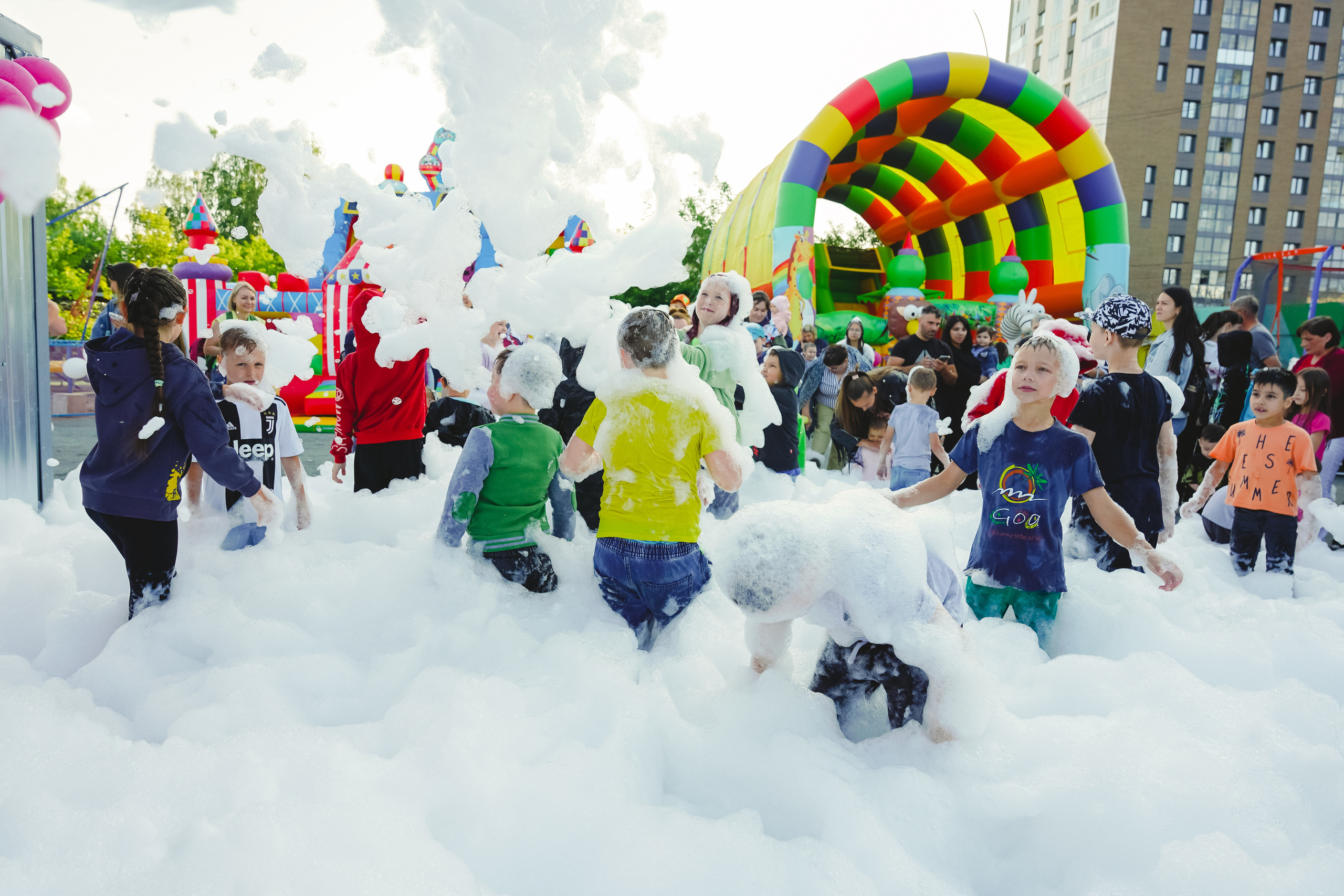 Открытие парка аттракционов «Галактика развлечений». Фотограф в детский сад в Екатеринбурге, выпускные альбомы Юлия Умерова