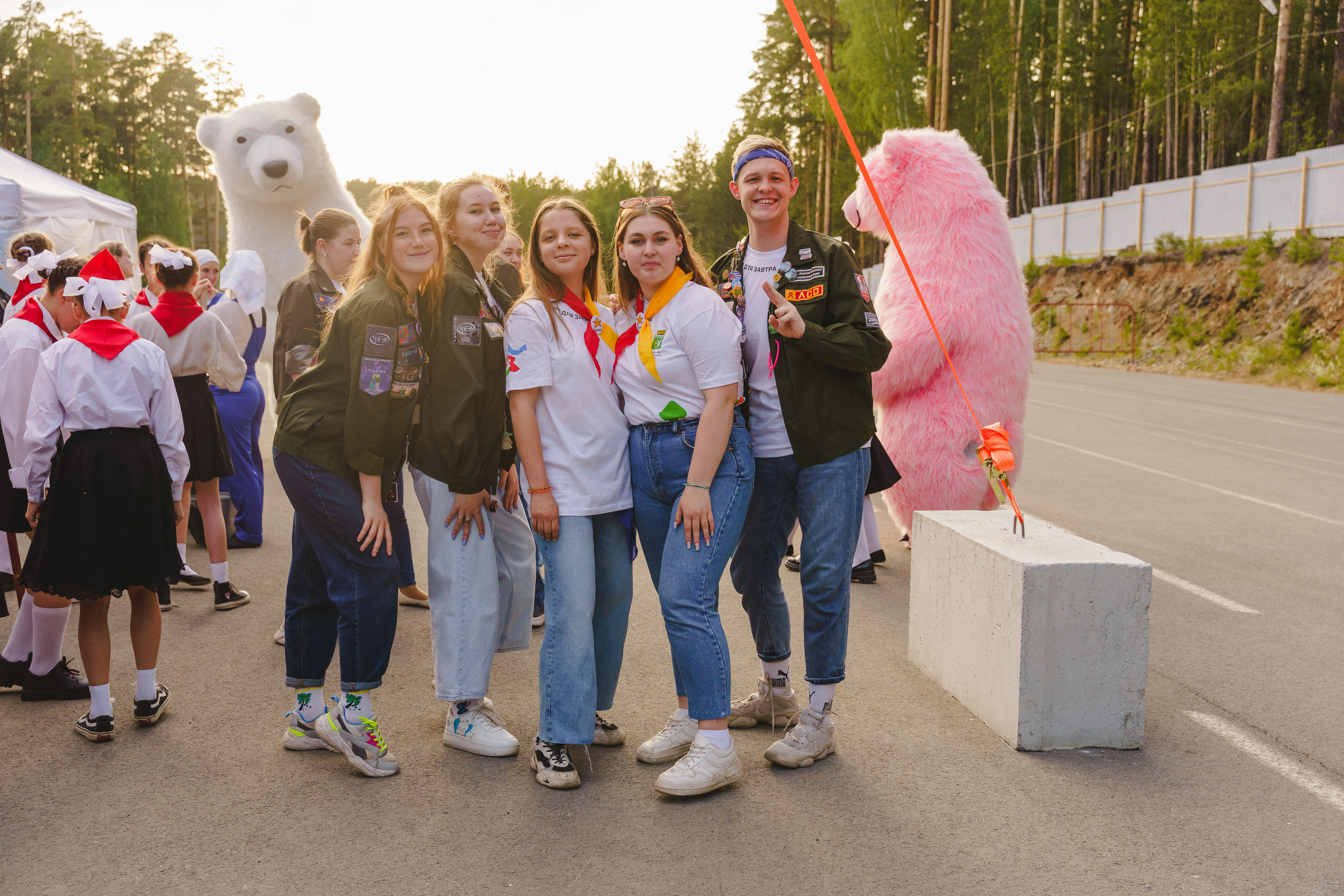 Юбилей БМАУ ДЗОЛ «Зарница». Фотограф в детский сад в Екатеринбурге, выпускные альбомы Юлия Умерова
