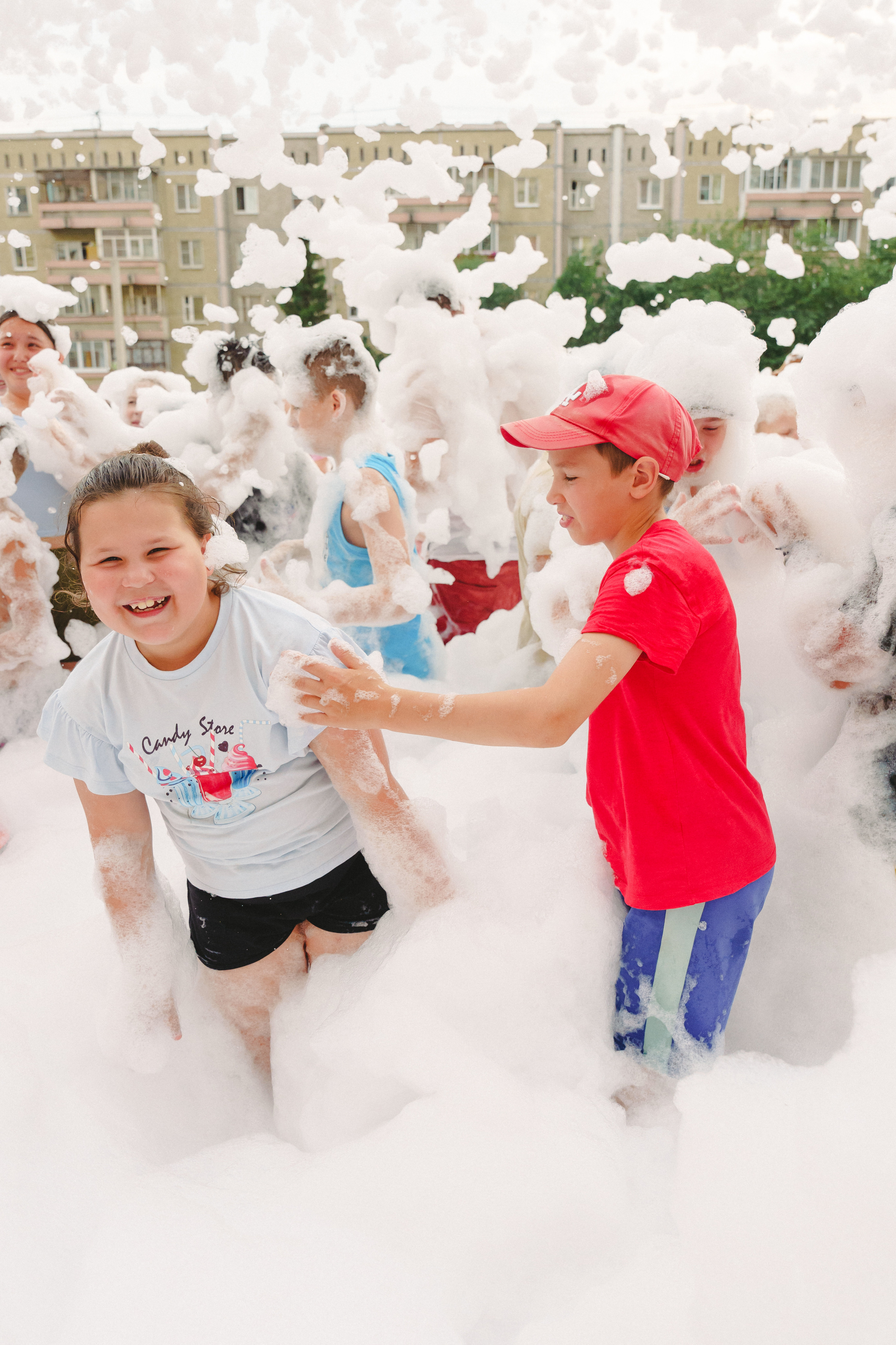 Пена — ПАТИ «Галактика развлечений» и «УК КОТ». Фотограф в детский сад в Екатеринбурге, выпускные альбомы Юлия Умерова