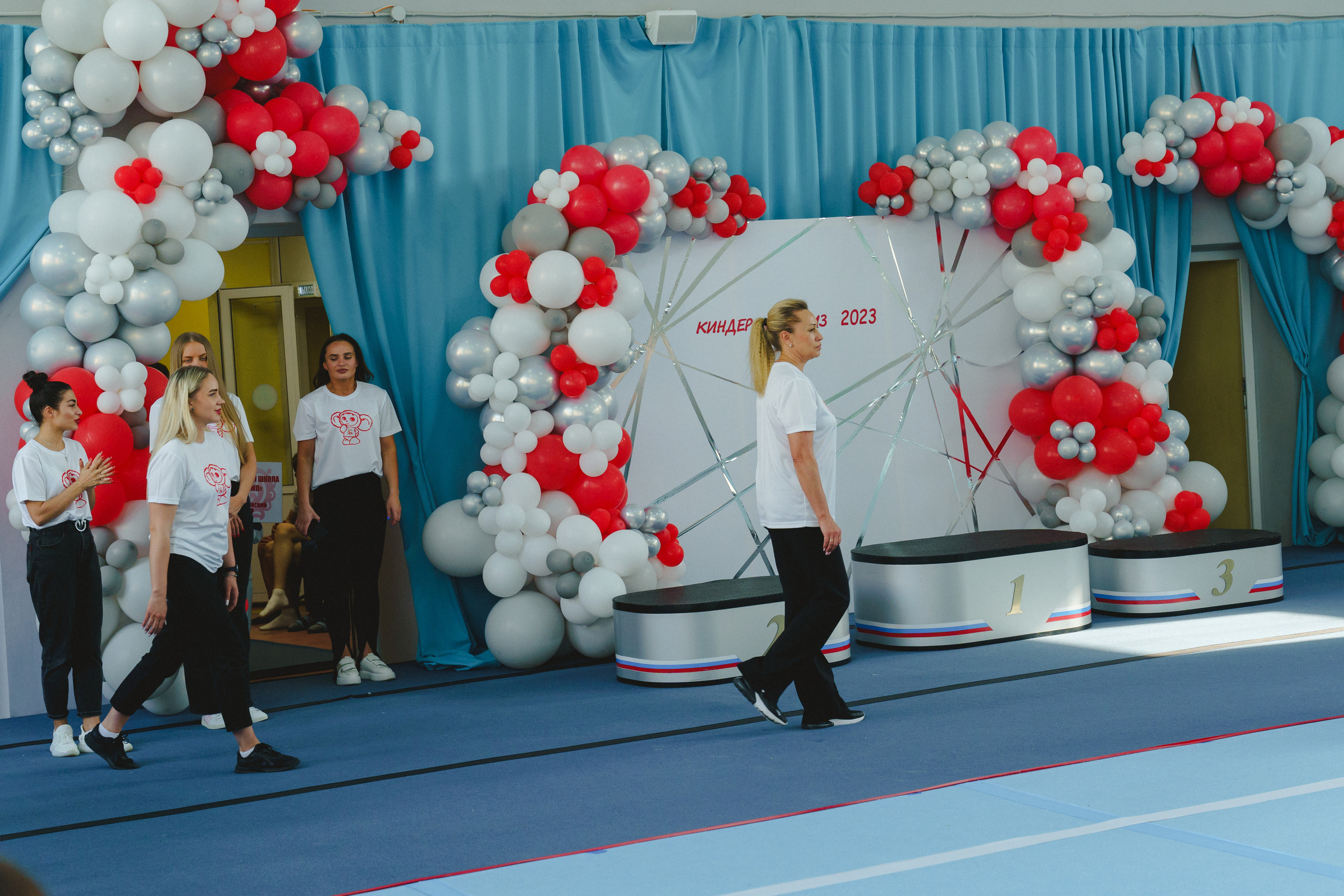 Межрегиональные соревнования по спортивной акробатике «Киндер Сюрприз». Фотограф в детский сад в Екатеринбурге, выпускные альбомы Юлия Умерова