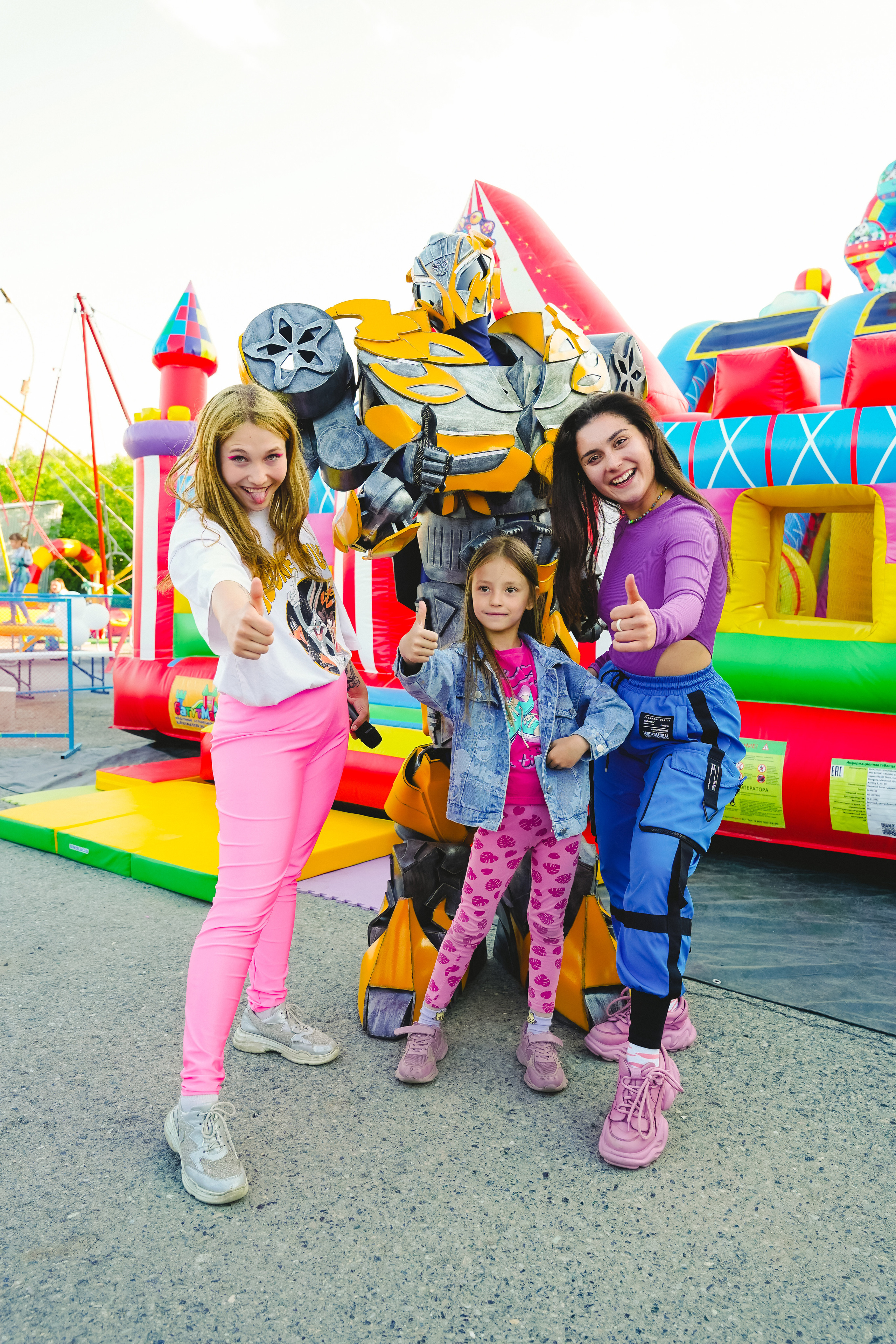 Открытие парка аттракционов «Галактика развлечений». Фотограф в детский сад в Екатеринбурге, выпускные альбомы Юлия Умерова