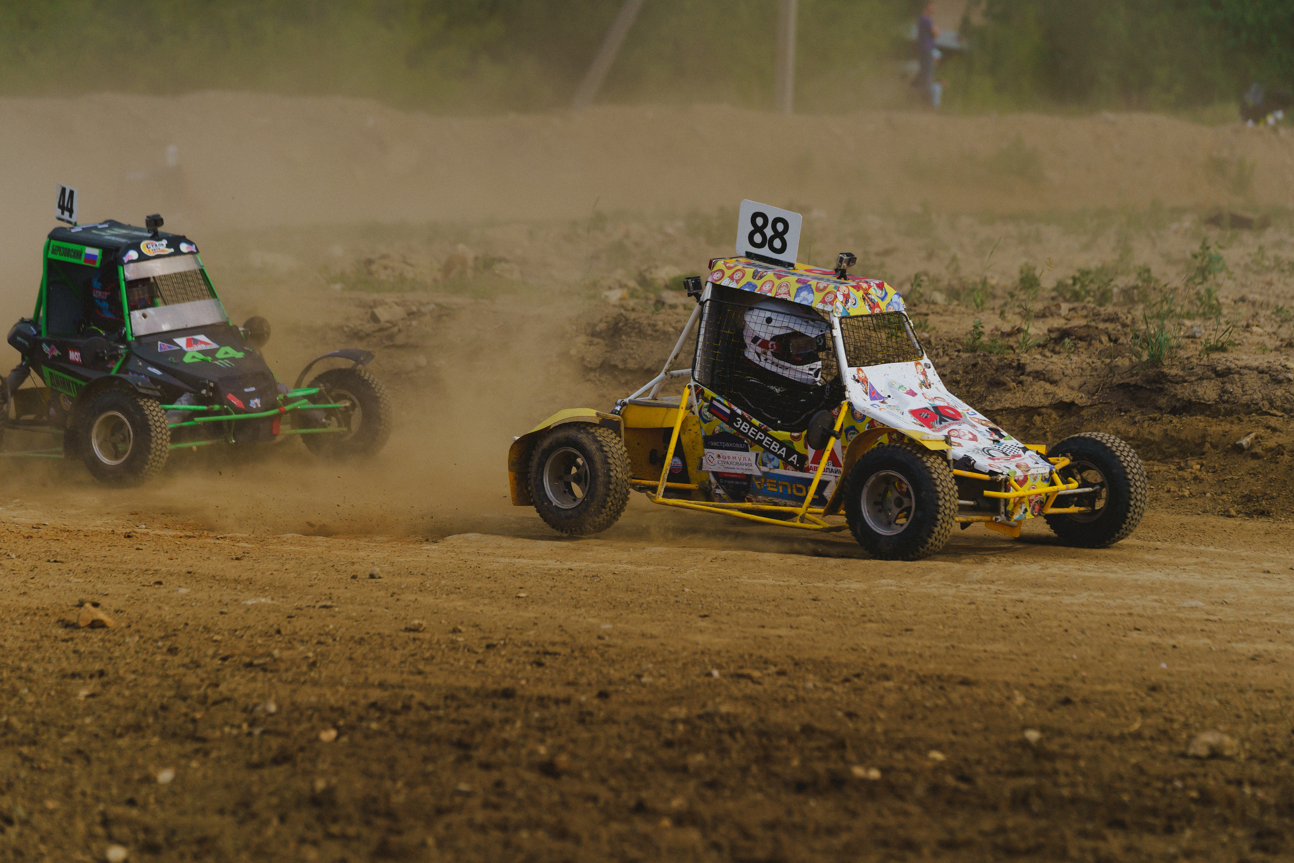 Автокросс Березовский. Фотограф Камиль Умеров. Фотограф в детский сад в Екатеринбурге, выпускные альбомы Юлия Умерова
