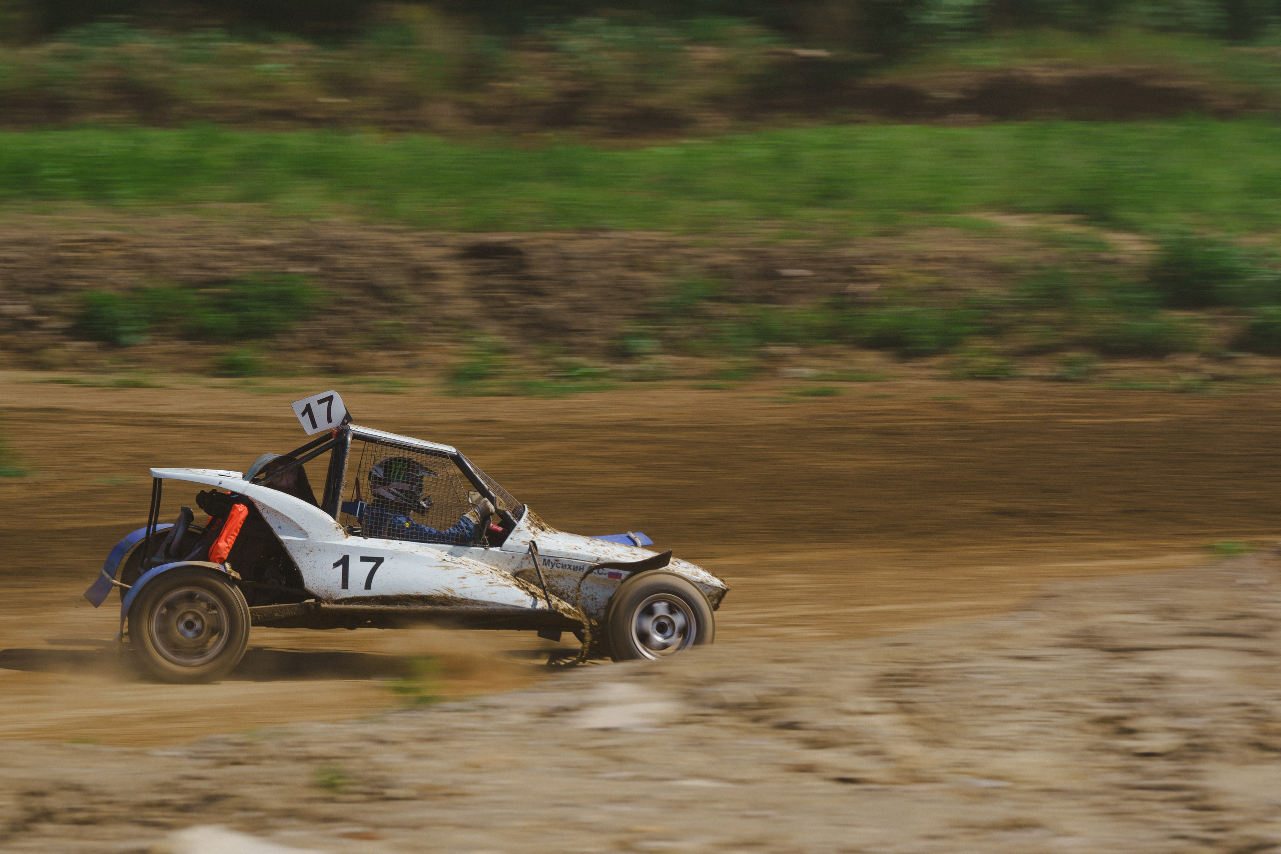 Автокросс Березовский. Фотограф Камиль Умеров. Фотограф в детский сад в Екатеринбурге, выпускные альбомы Юлия Умерова