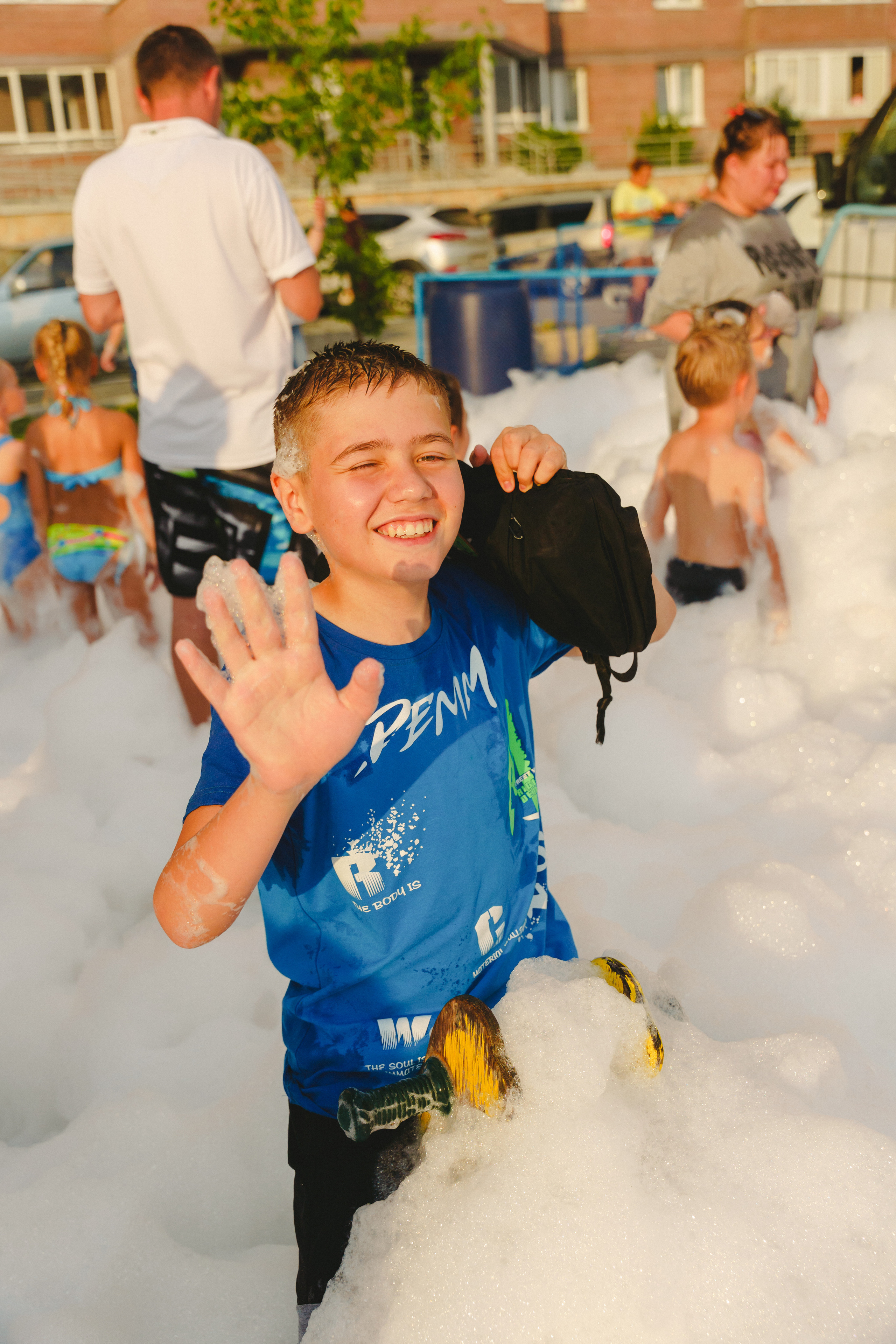 Пена — ПАТИ «Галактика развлечений» и «УК КОТ». Фотограф в детский сад в Екатеринбурге, выпускные альбомы Юлия Умерова
