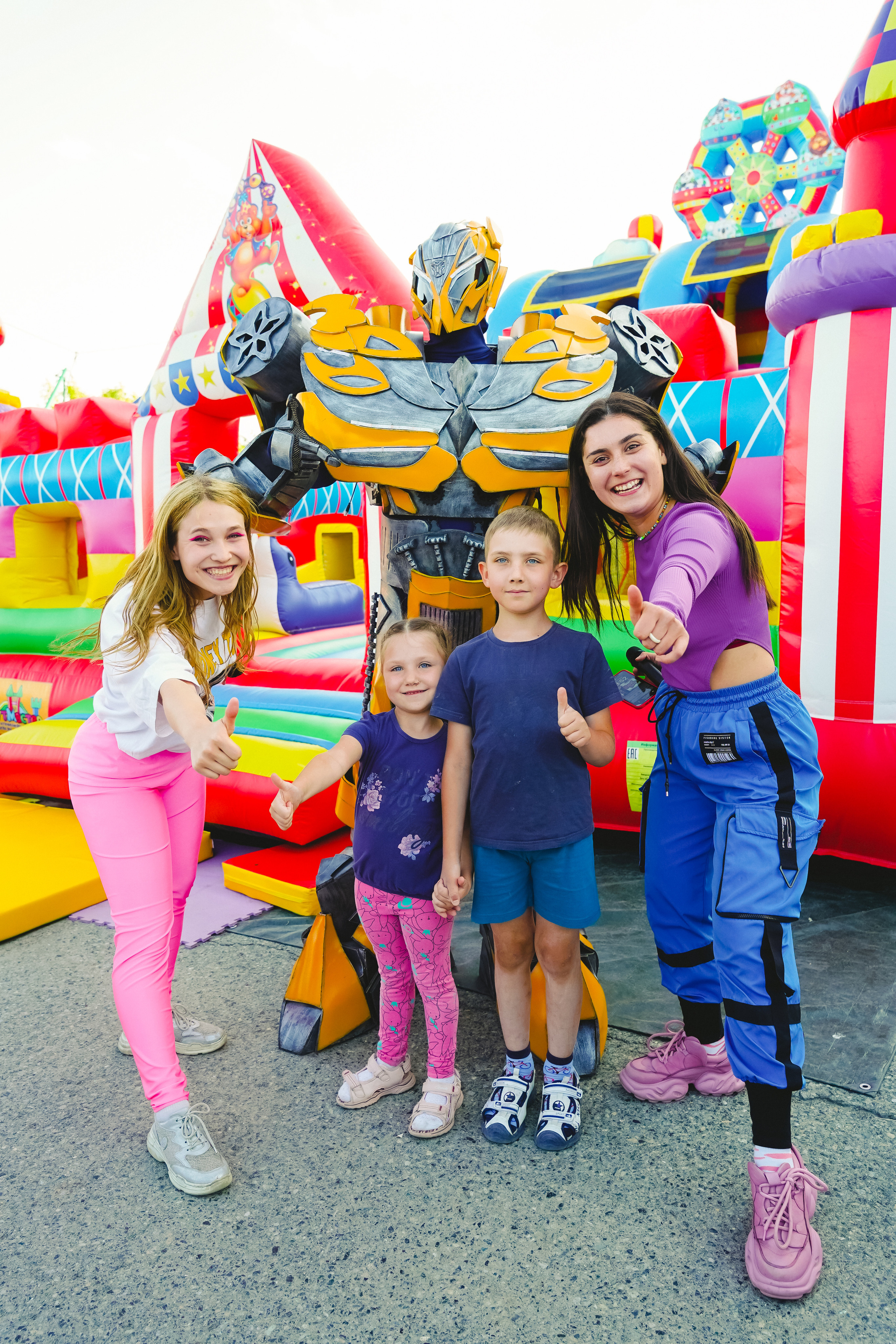 Открытие парка аттракционов «Галактика развлечений». Фотограф в детский сад в Екатеринбурге, выпускные альбомы Юлия Умерова