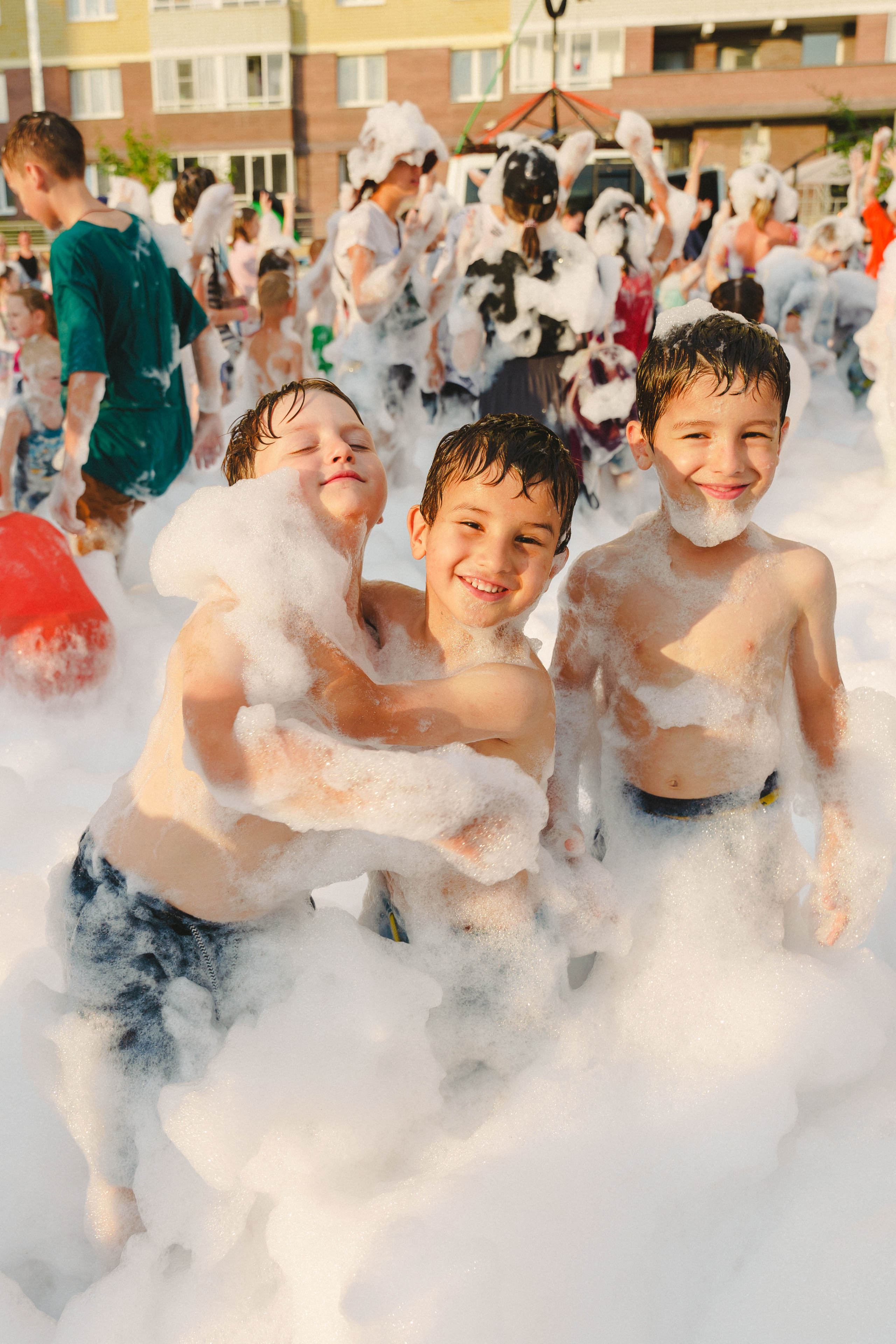 Пена — ПАТИ «Галактика развлечений» и «УК КОТ». Фотограф в детский сад в Екатеринбурге, выпускные альбомы Юлия Умерова