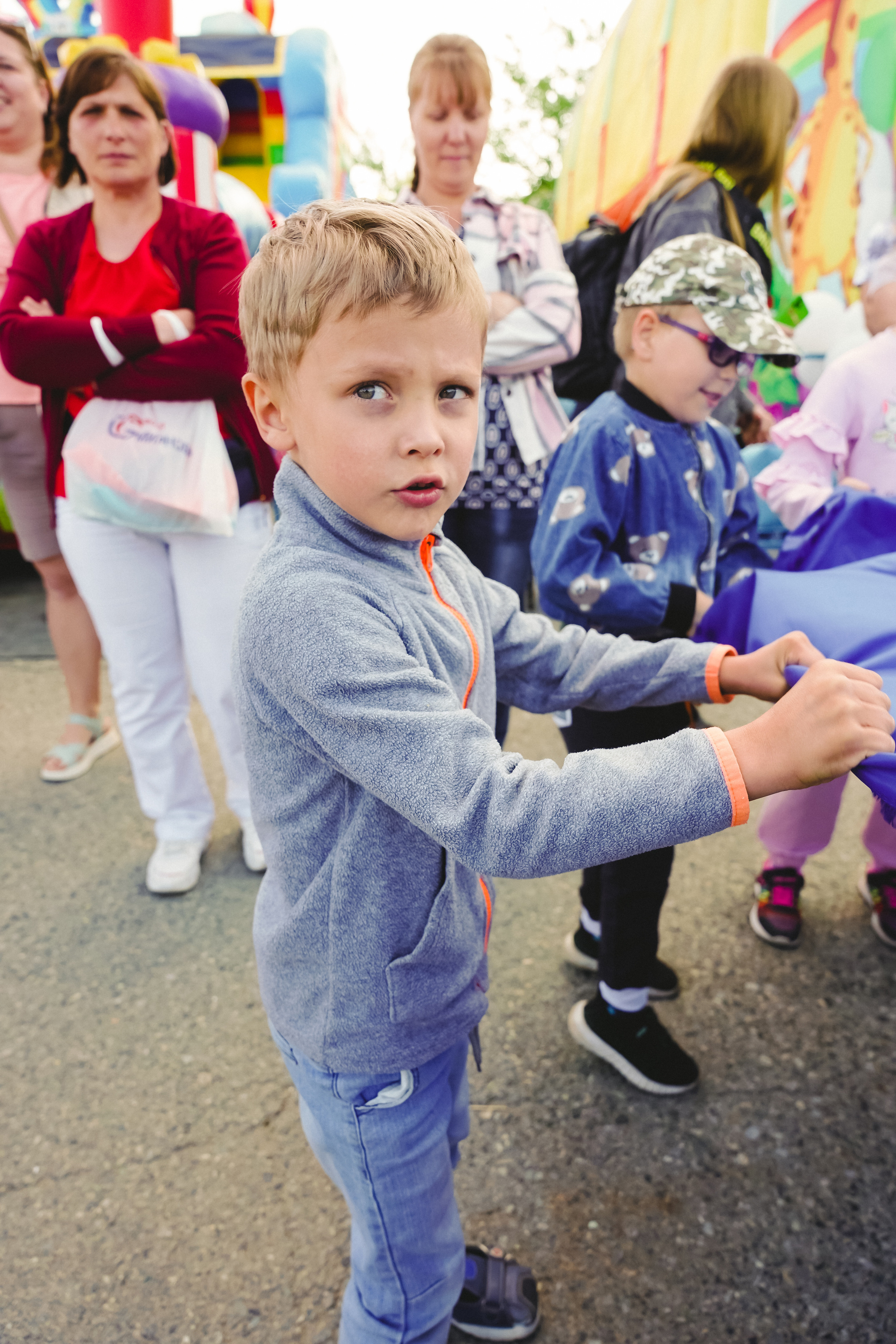 Открытие парка аттракционов «Галактика развлечений». Фотограф в детский сад в Екатеринбурге, выпускные альбомы Юлия Умерова