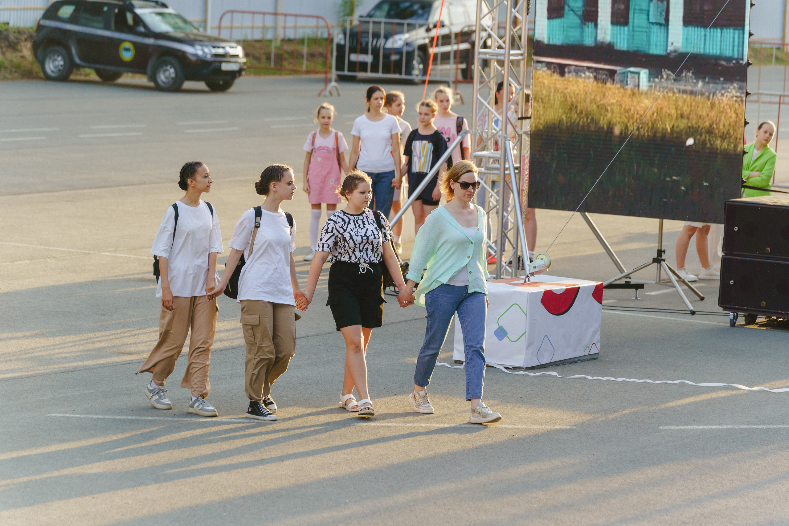 Юбилей БМАУ ДЗОЛ «Зарница». Фотограф в детский сад в Екатеринбурге, выпускные альбомы Юлия Умерова