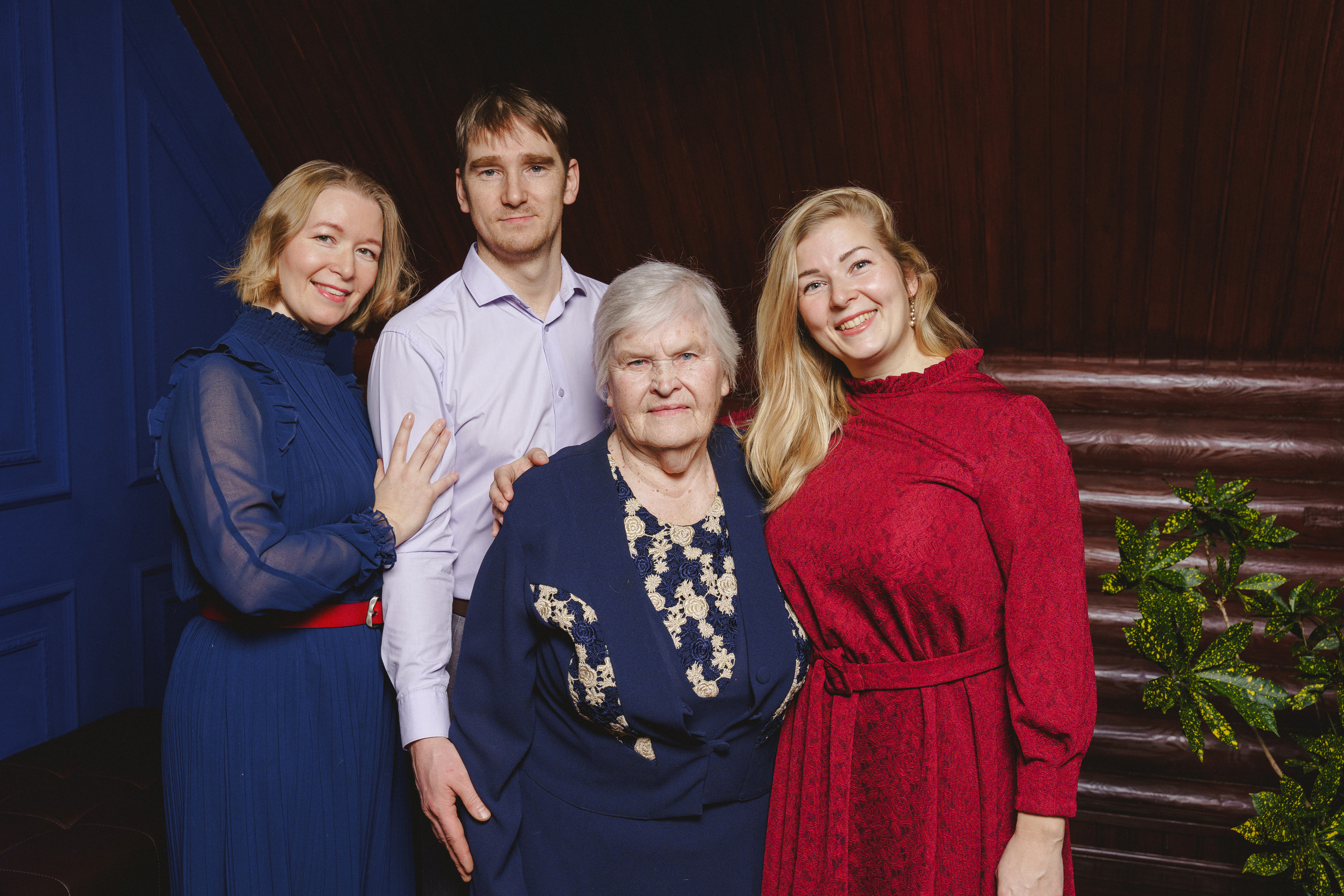 Фотосессия большой Семьи. Фотограф в детский сад в Екатеринбурге, выпускные альбомы Юлия Умерова